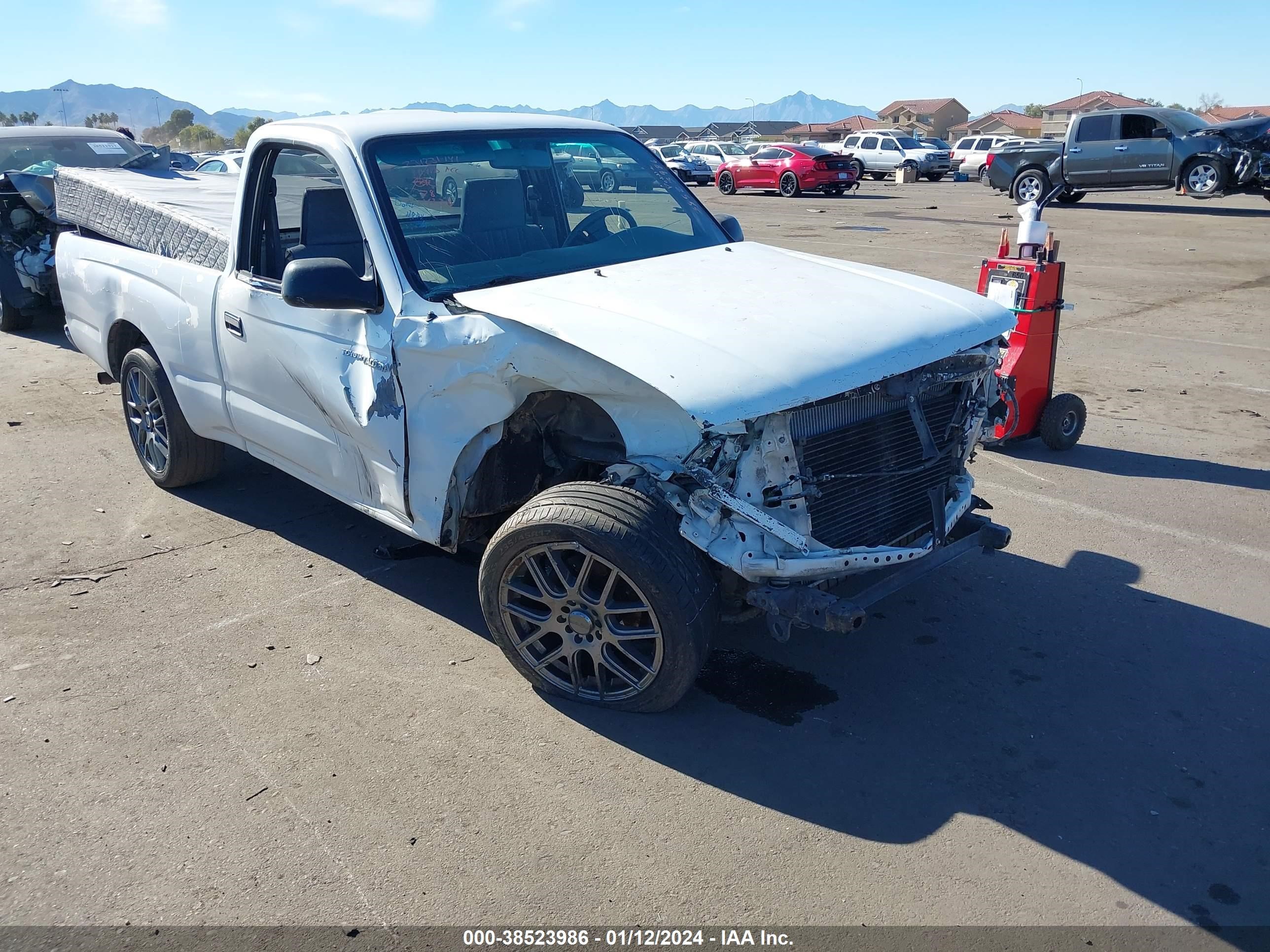 Photo 5 VIN: 4TANL42N1YZ624230 - TOYOTA TACOMA 