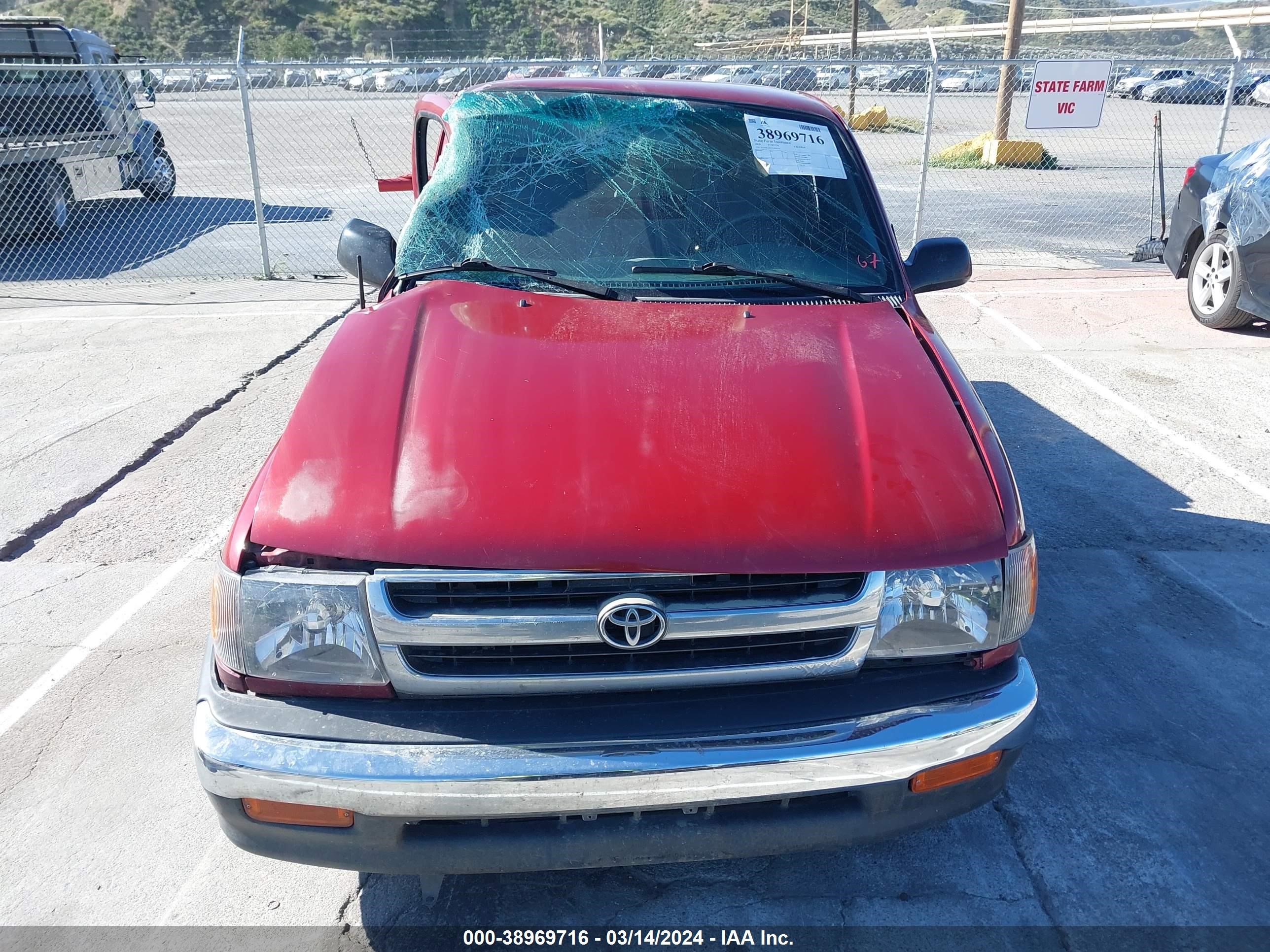 Photo 11 VIN: 4TANL42N1YZ629735 - TOYOTA TACOMA 