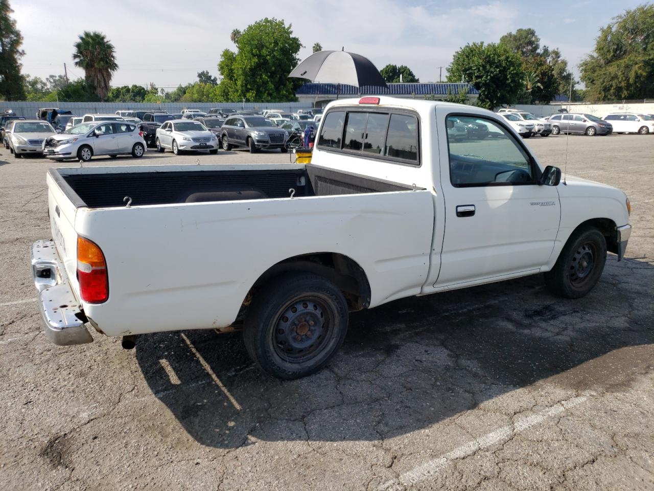 Photo 2 VIN: 4TANL42N2VZ235625 - TOYOTA TACOMA 