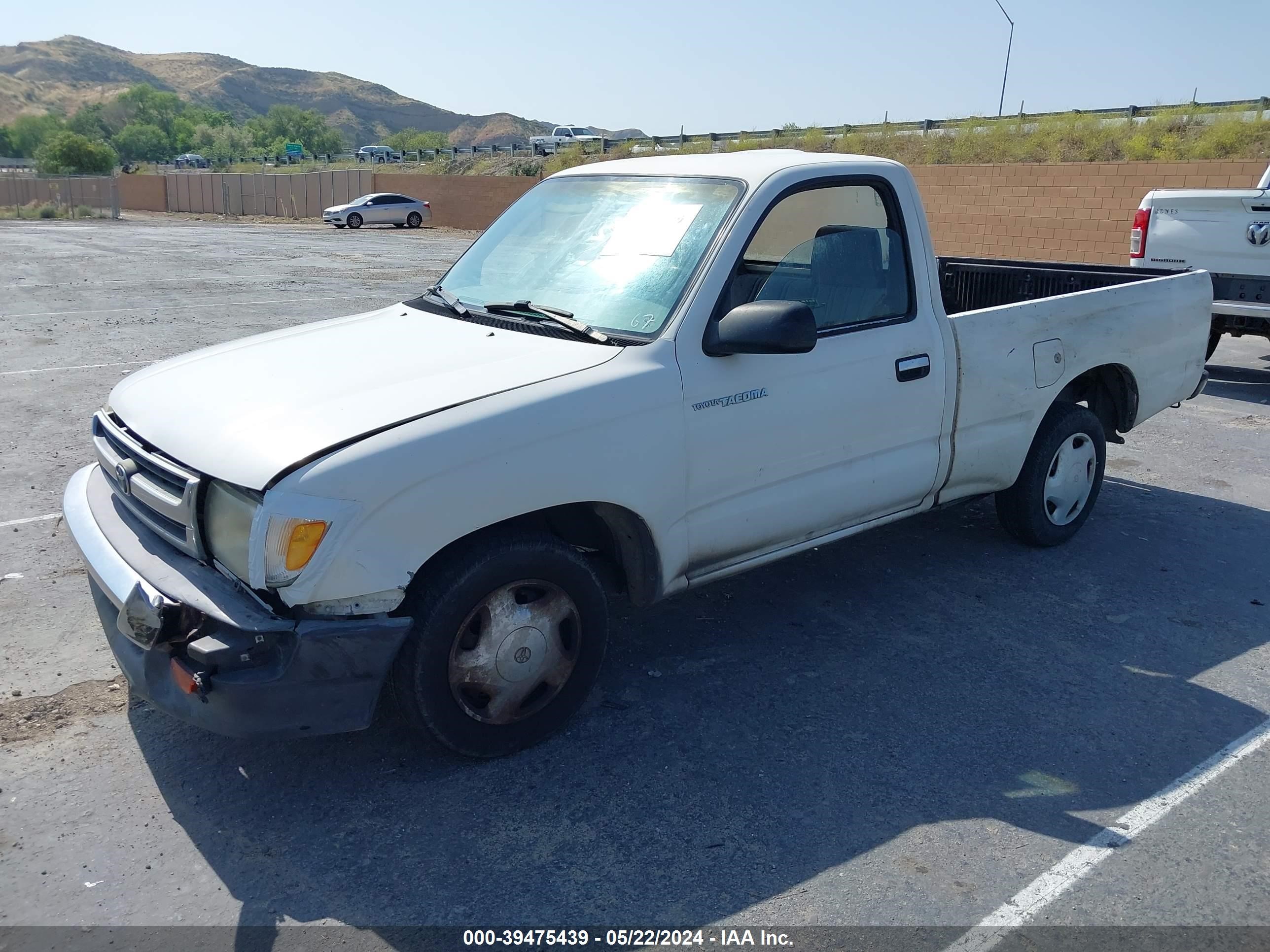 Photo 1 VIN: 4TANL42N3YZ581509 - TOYOTA TACOMA 