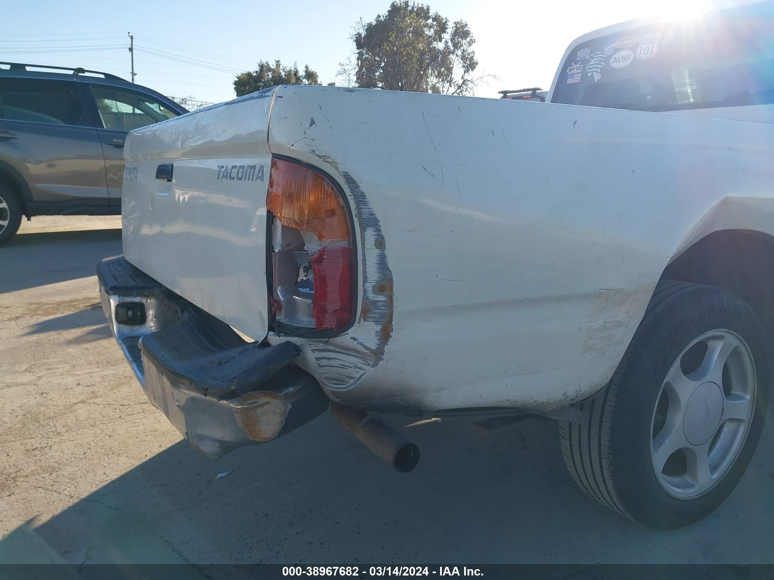 Photo 5 VIN: 4TANL42N4WZ053796 - TOYOTA TACOMA 