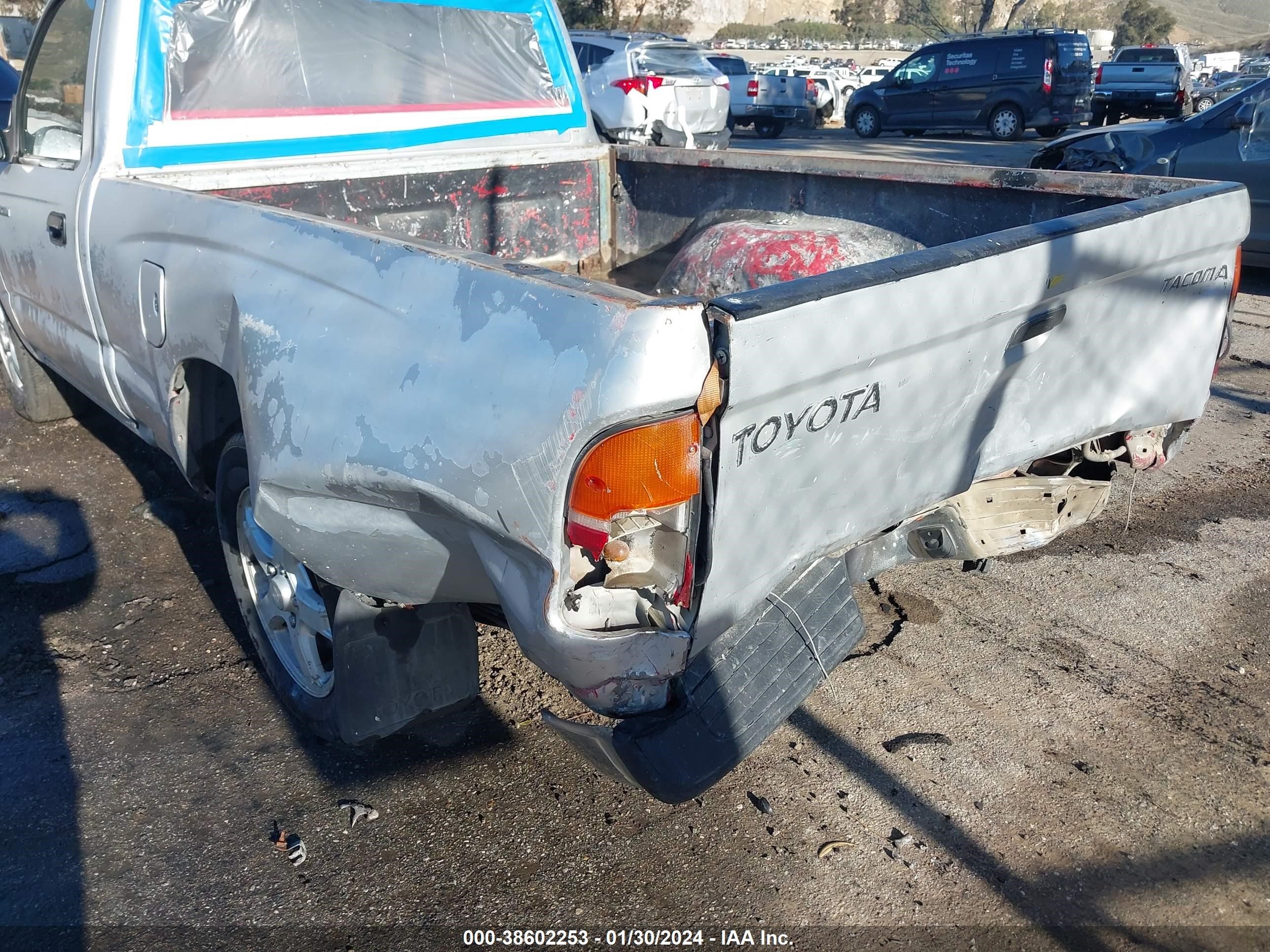 Photo 5 VIN: 4TANL42N9VZ231281 - TOYOTA TACOMA 