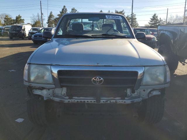 Photo 4 VIN: 4TAPM62N2YZ603128 - TOYOTA TACOMA 