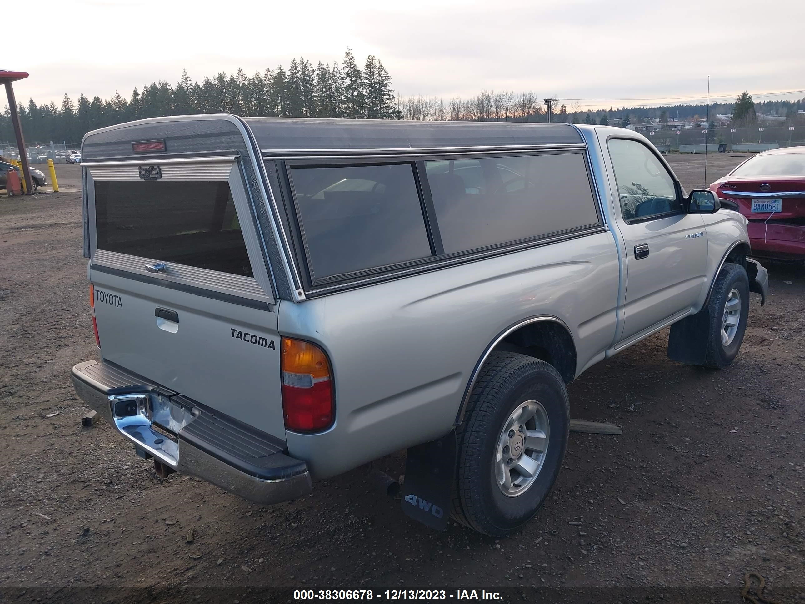 Photo 3 VIN: 4TAPM62N3YZ665427 - TOYOTA TACOMA 