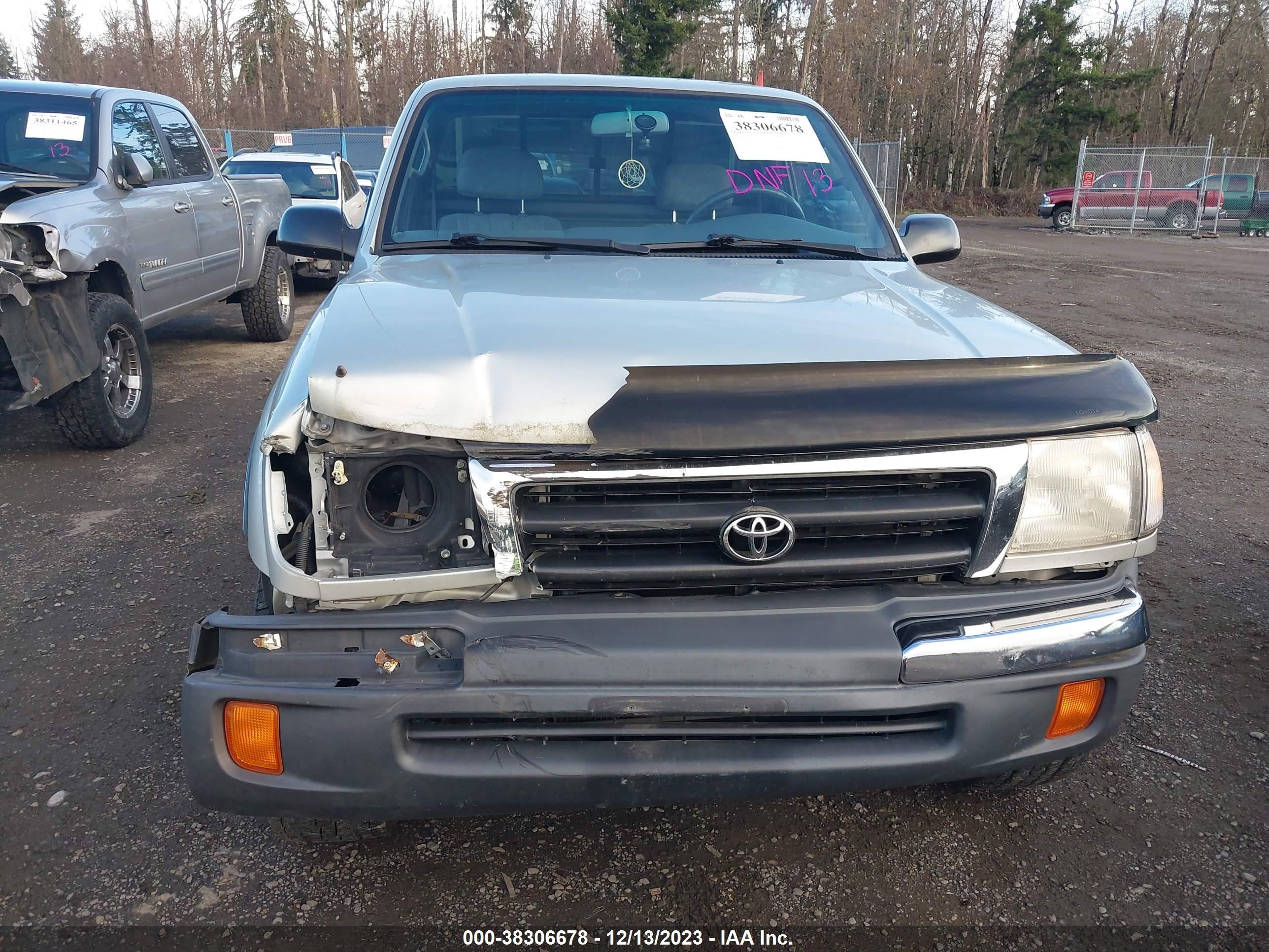 Photo 5 VIN: 4TAPM62N3YZ665427 - TOYOTA TACOMA 