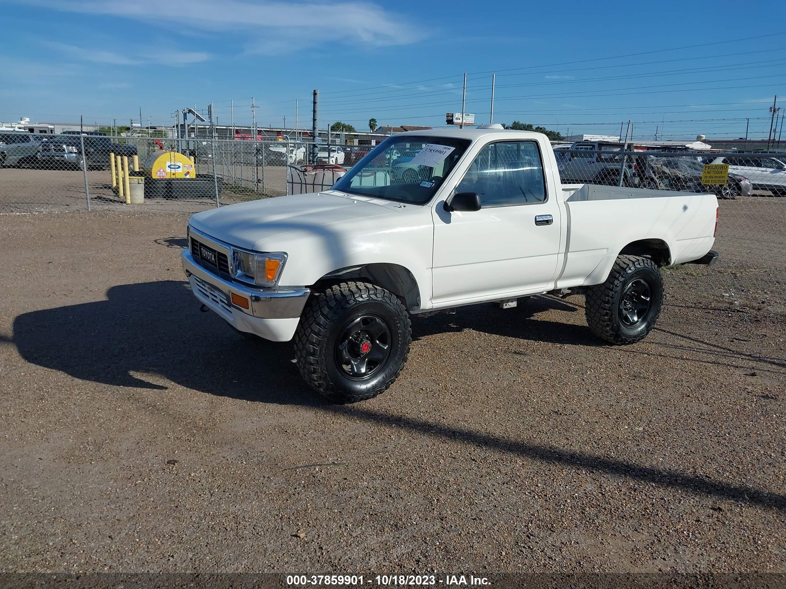 Photo 1 VIN: 4TARN01P3SZ323246 - TOYOTA PICKUP 