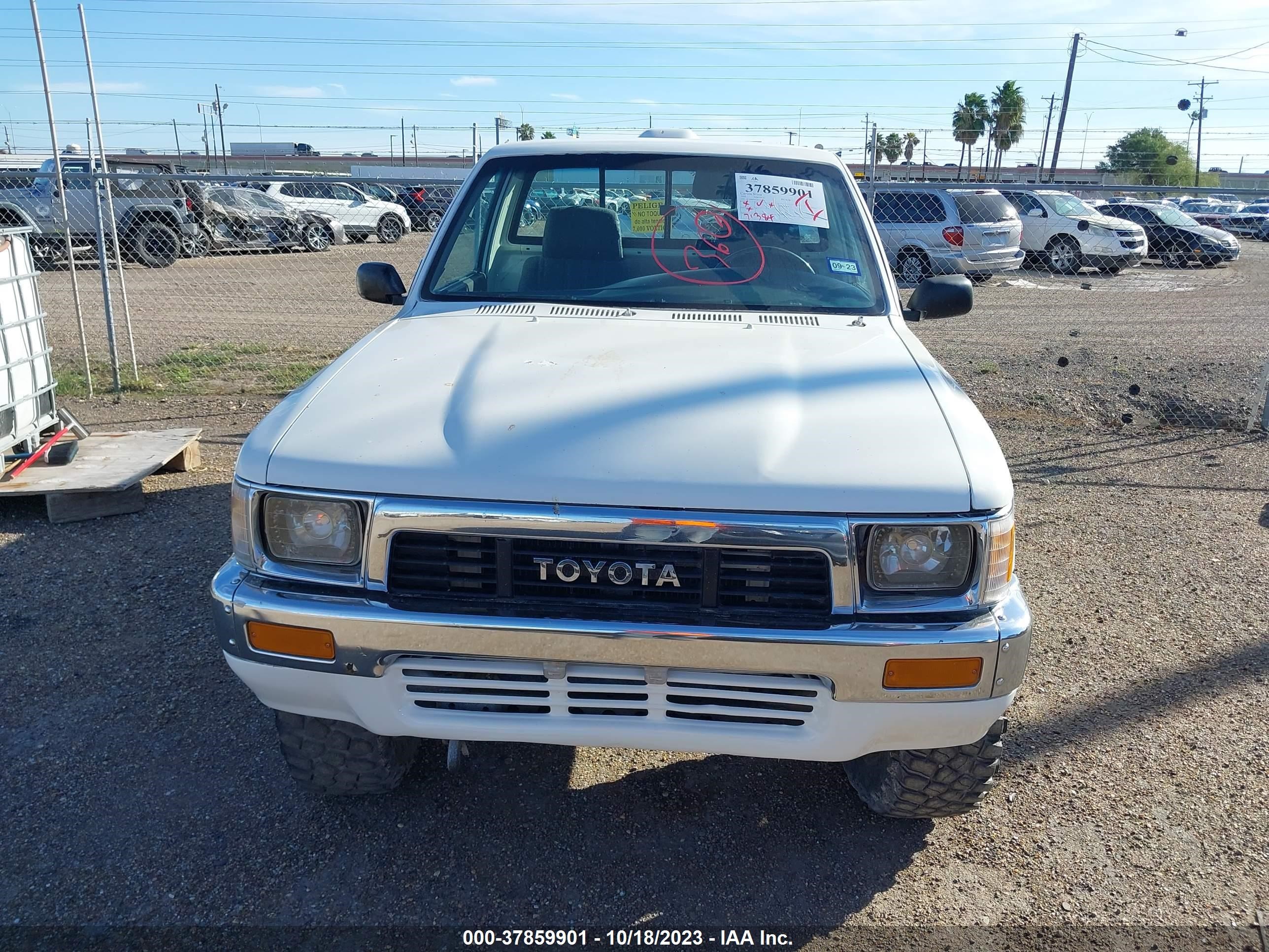 Photo 5 VIN: 4TARN01P3SZ323246 - TOYOTA PICKUP 