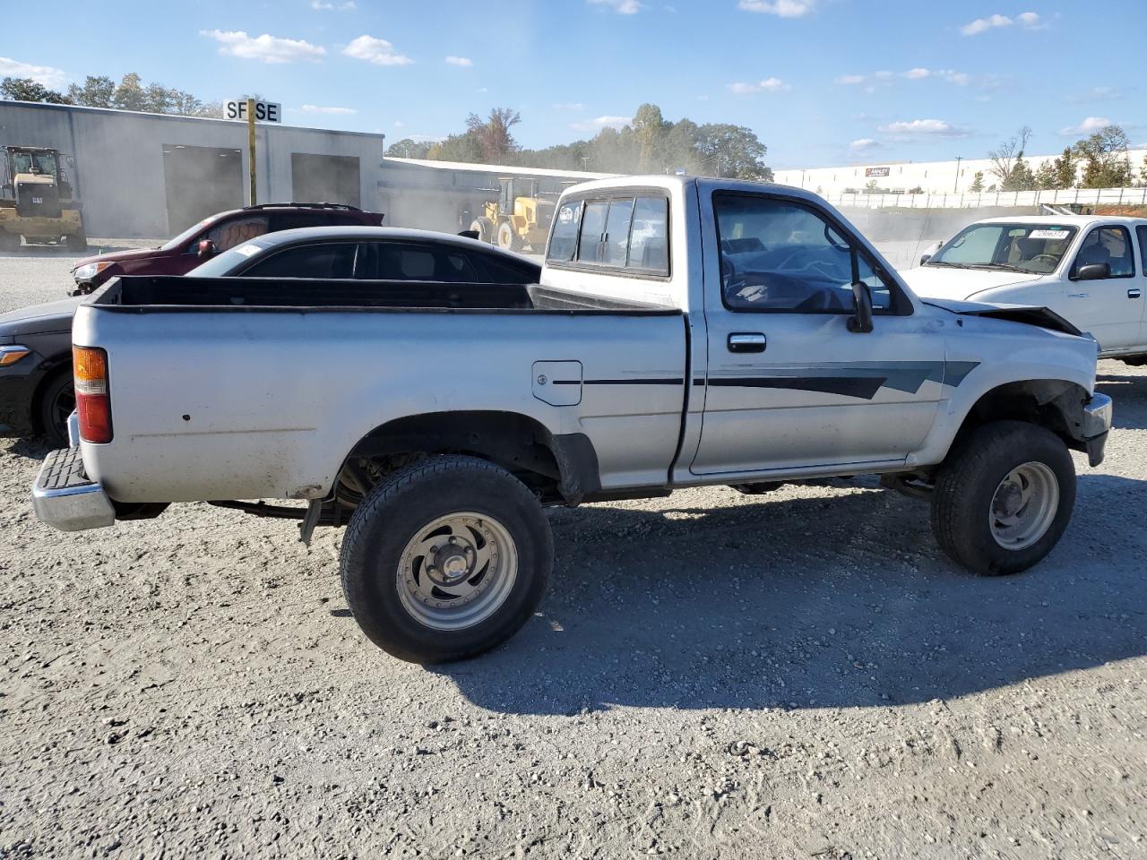 Photo 2 VIN: 4TARN01P5NZ025124 - TOYOTA PICKUP 