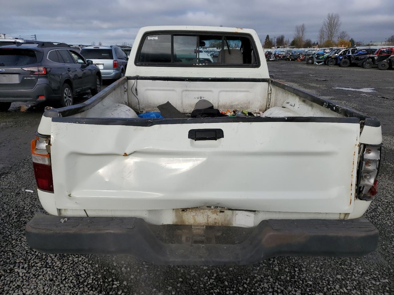 Photo 5 VIN: 4TARN01P5PZ113836 - TOYOTA PICKUP 