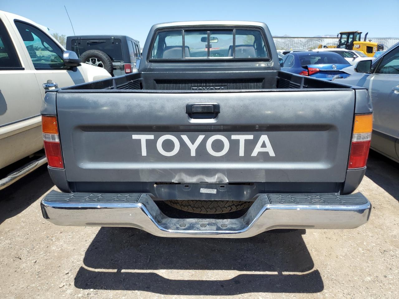 Photo 5 VIN: 4TARN01P9PZ059246 - TOYOTA PICKUP 