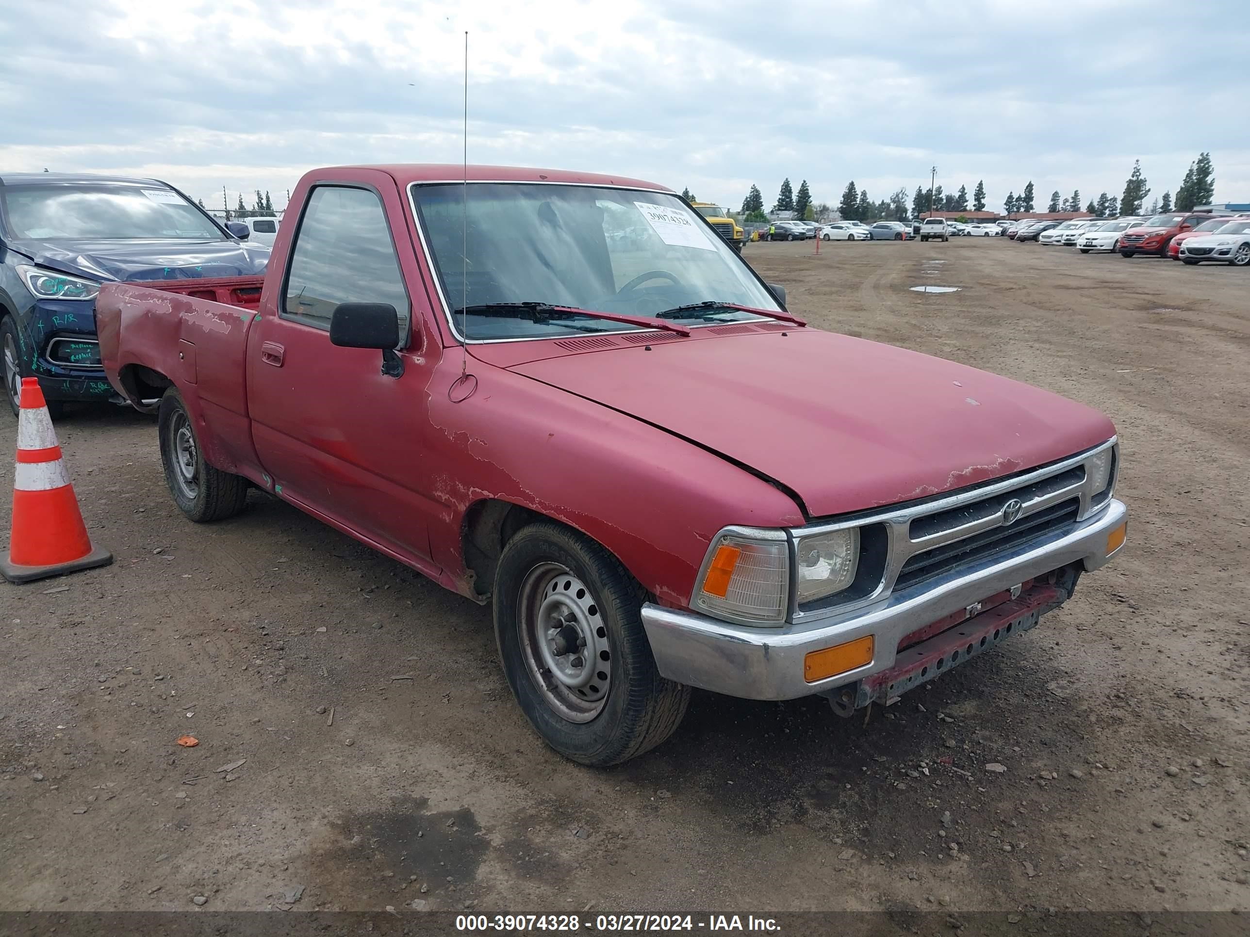 Photo 0 VIN: 4TARN81A0NZ001016 - TOYOTA PICKUP 