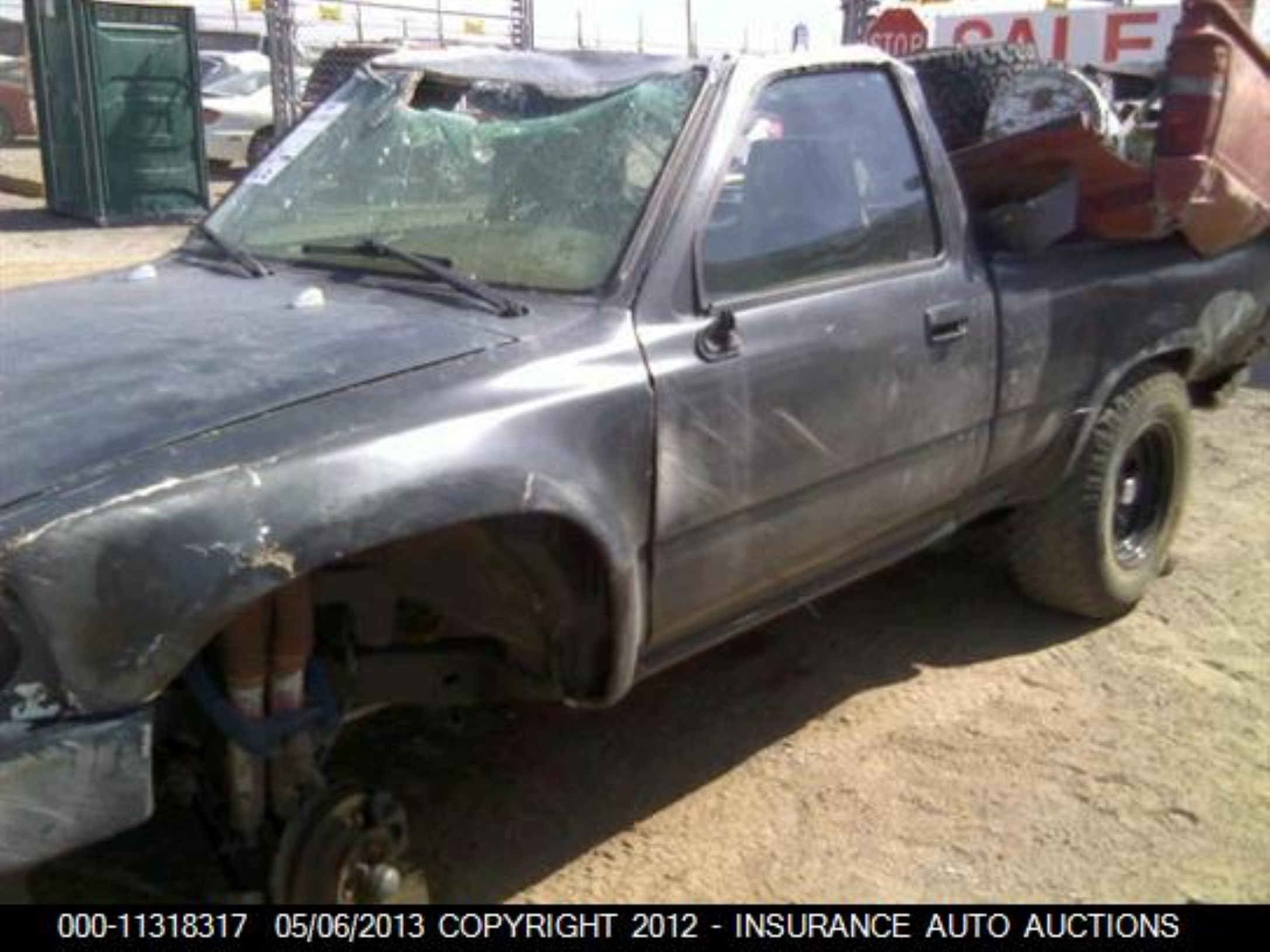 Photo 5 VIN: 4TARN81A0NZ008175 - TOYOTA PICKUP 