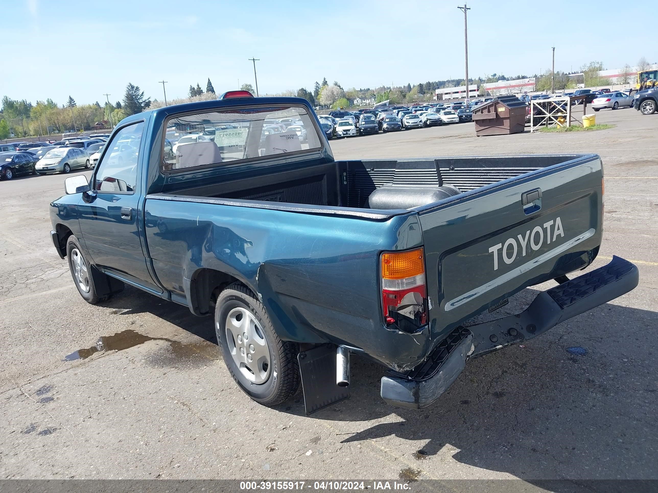 Photo 2 VIN: 4TARN81A0RZ265956 - TOYOTA PICKUP 