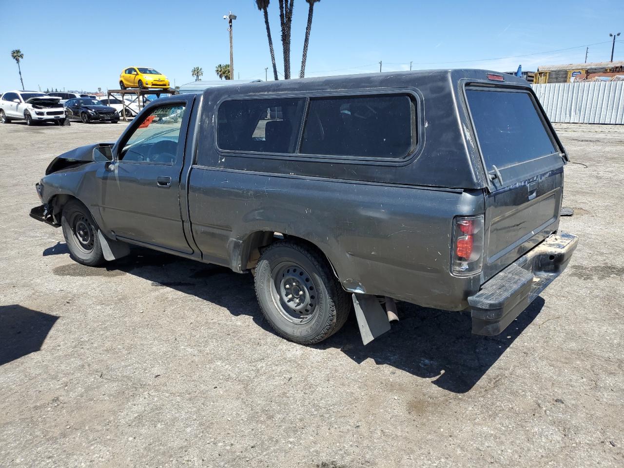 Photo 1 VIN: 4TARN81A7RZ258437 - TOYOTA PICKUP 