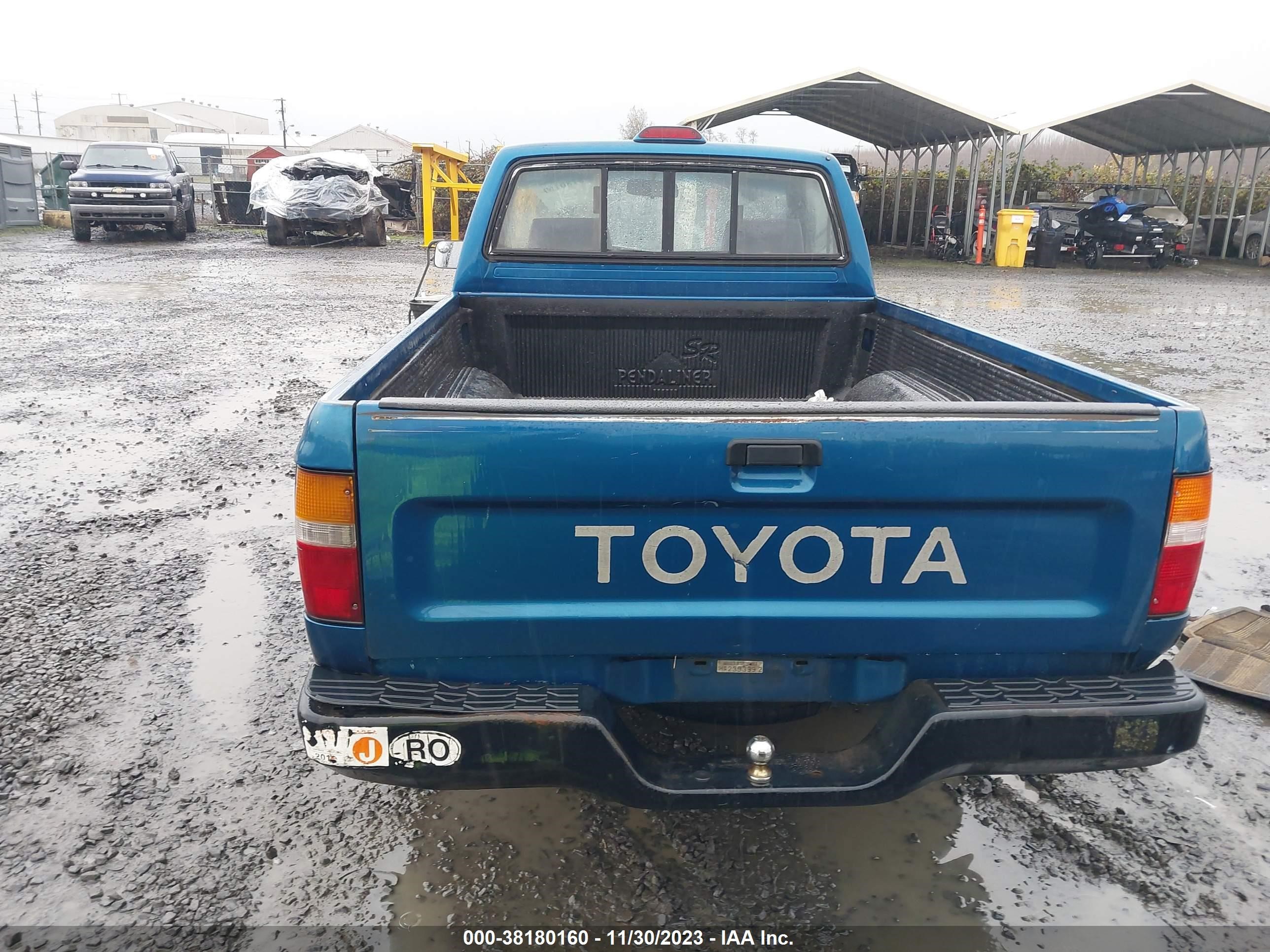 Photo 16 VIN: 4TARN81A7RZ263153 - TOYOTA PICKUP 