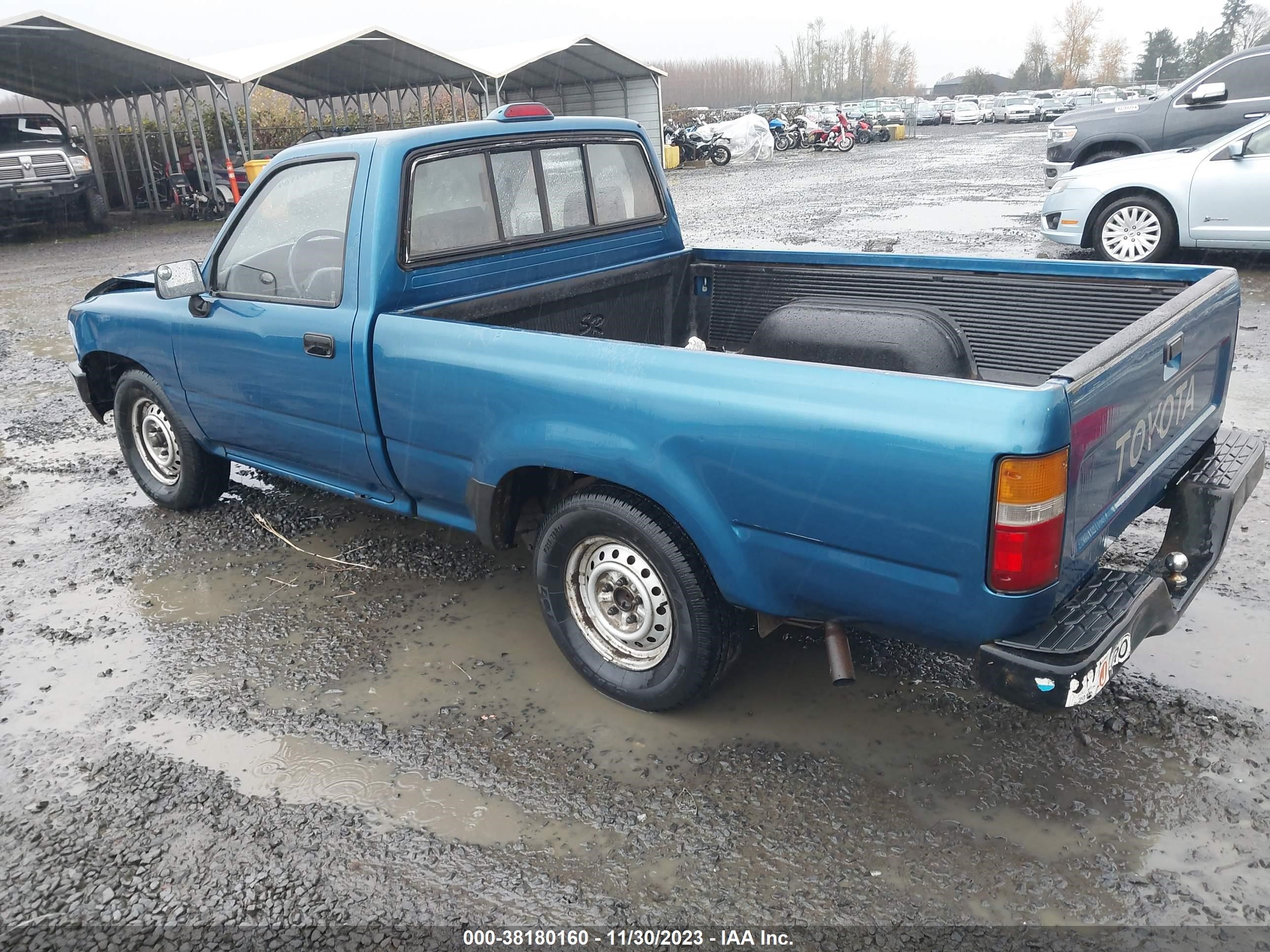 Photo 2 VIN: 4TARN81A7RZ263153 - TOYOTA PICKUP 