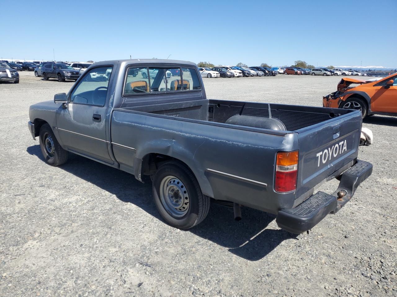 Photo 1 VIN: 4TARN81A9PZ126650 - TOYOTA PICKUP 