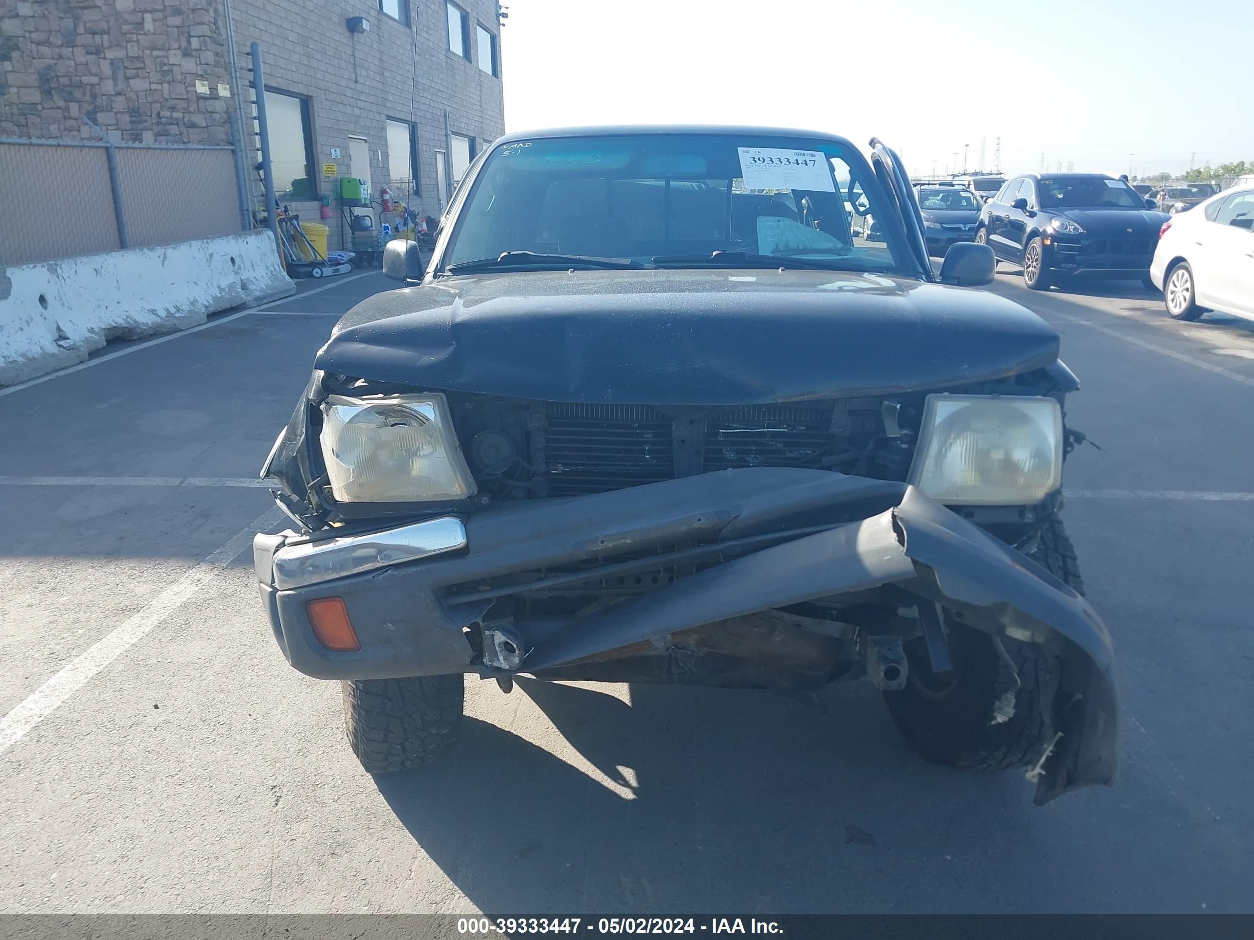 Photo 11 VIN: 4TASM92N2XZ430351 - TOYOTA TACOMA 