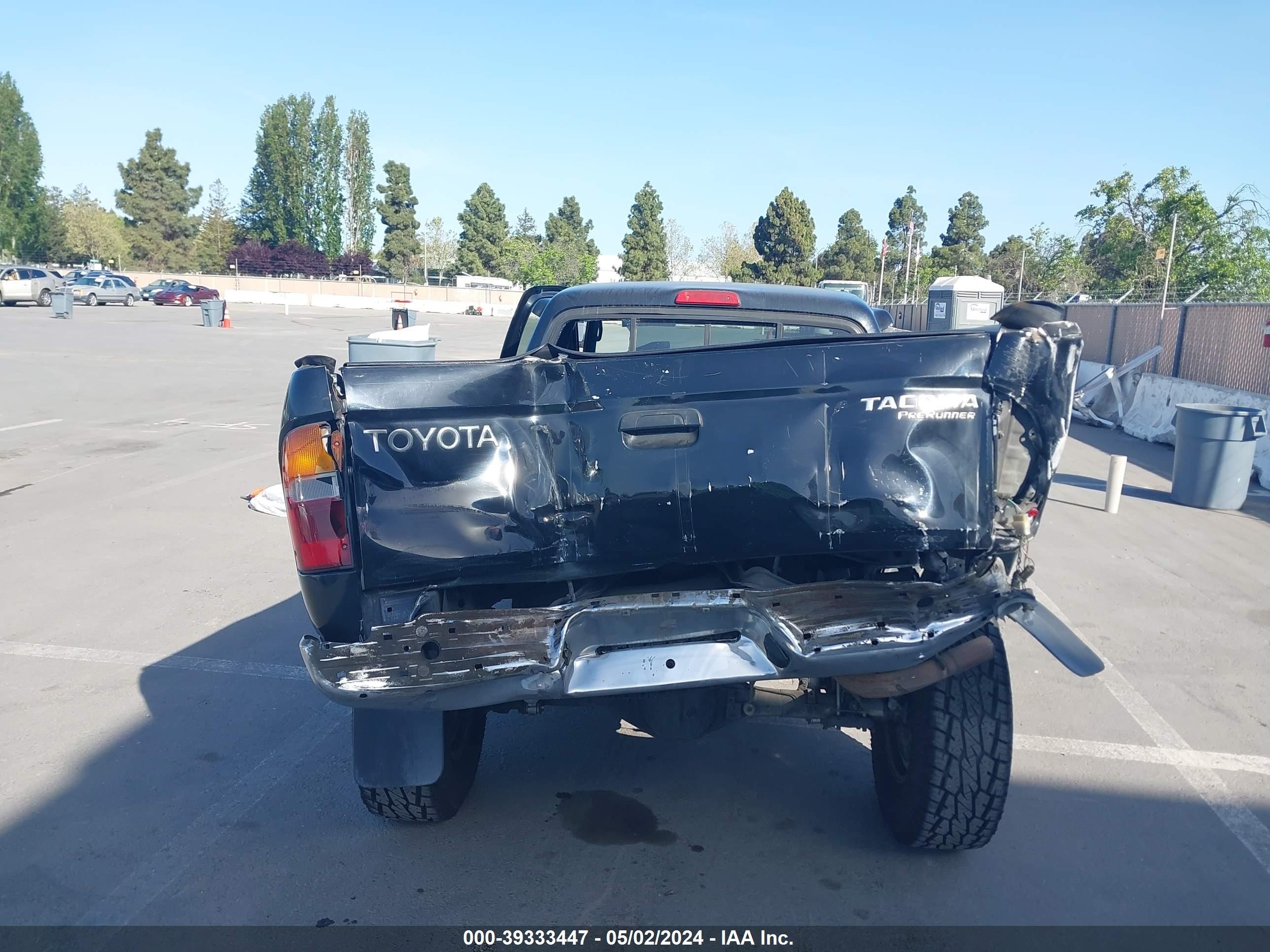 Photo 15 VIN: 4TASM92N2XZ430351 - TOYOTA TACOMA 