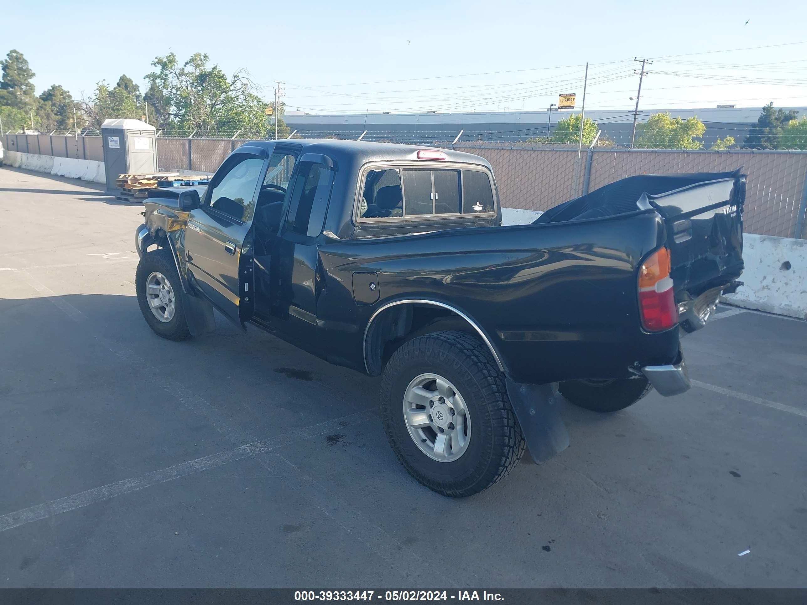 Photo 2 VIN: 4TASM92N2XZ430351 - TOYOTA TACOMA 