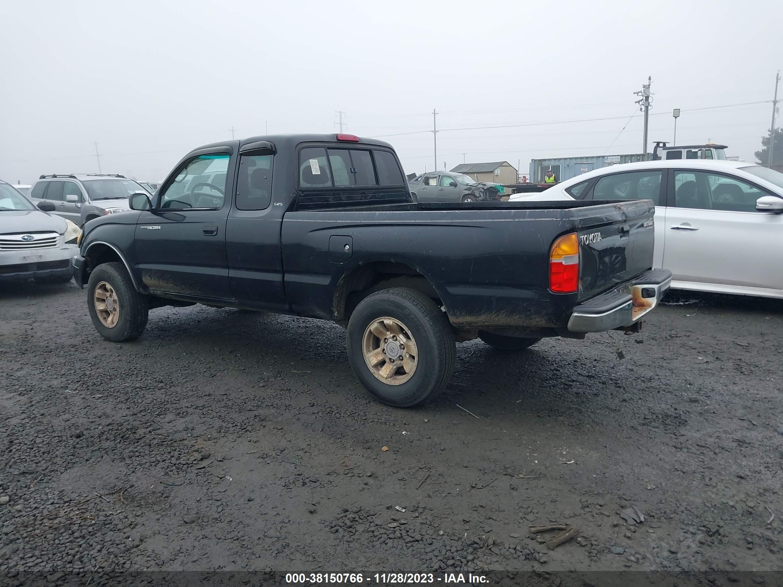 Photo 2 VIN: 4TASM92N2XZ496138 - TOYOTA TACOMA 