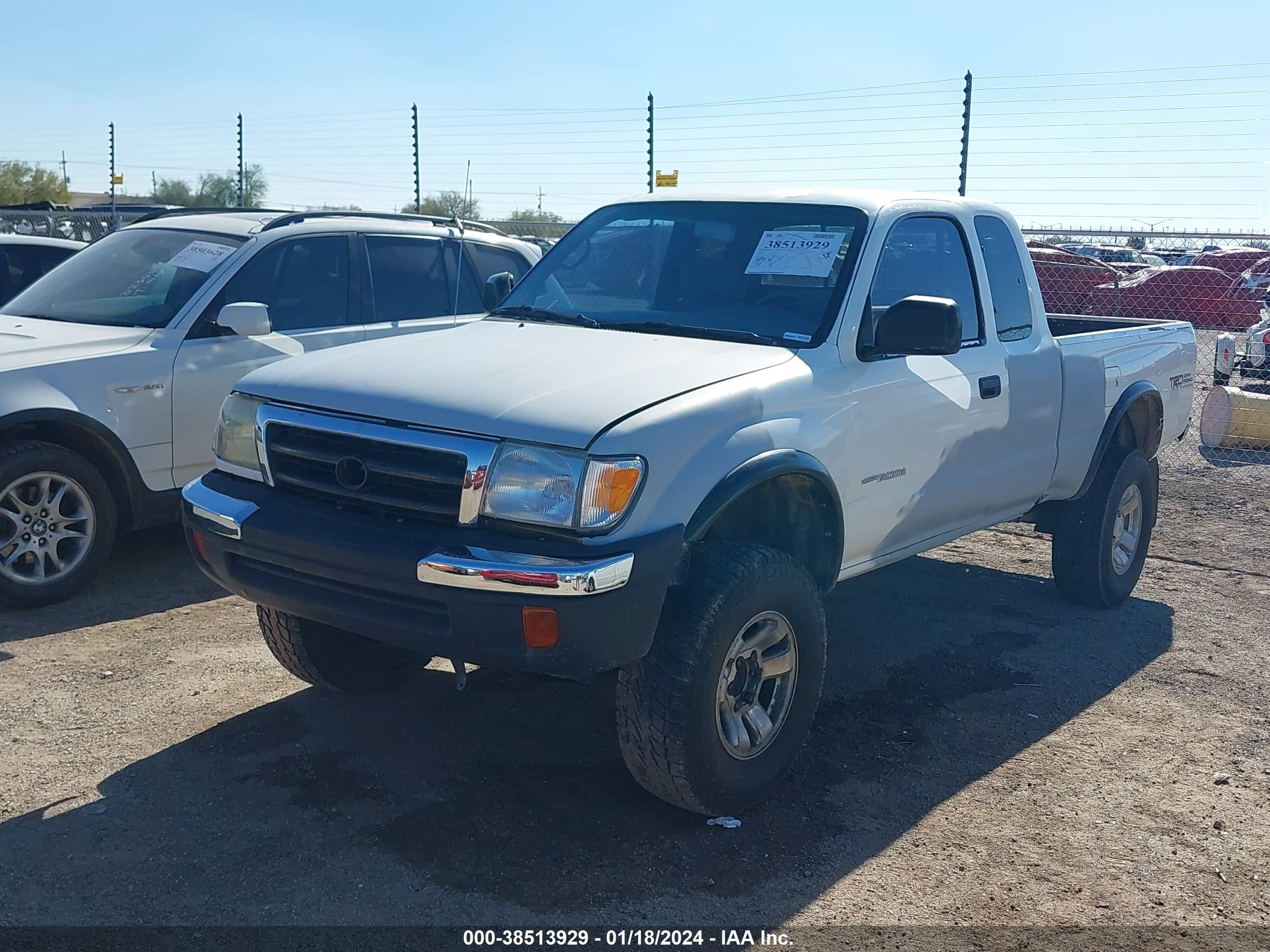 Photo 1 VIN: 4TASN92N0YZ677107 - TOYOTA TACOMA 