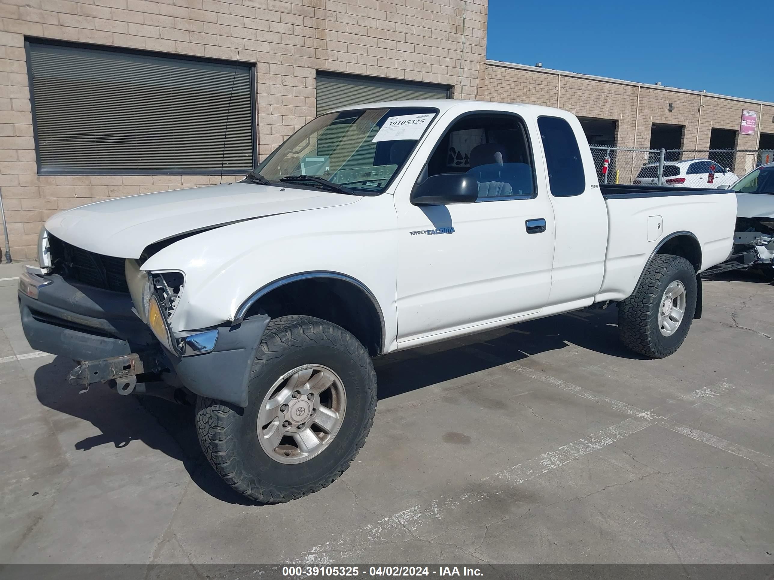 Photo 1 VIN: 4TASN92N4YZ604841 - TOYOTA TACOMA 