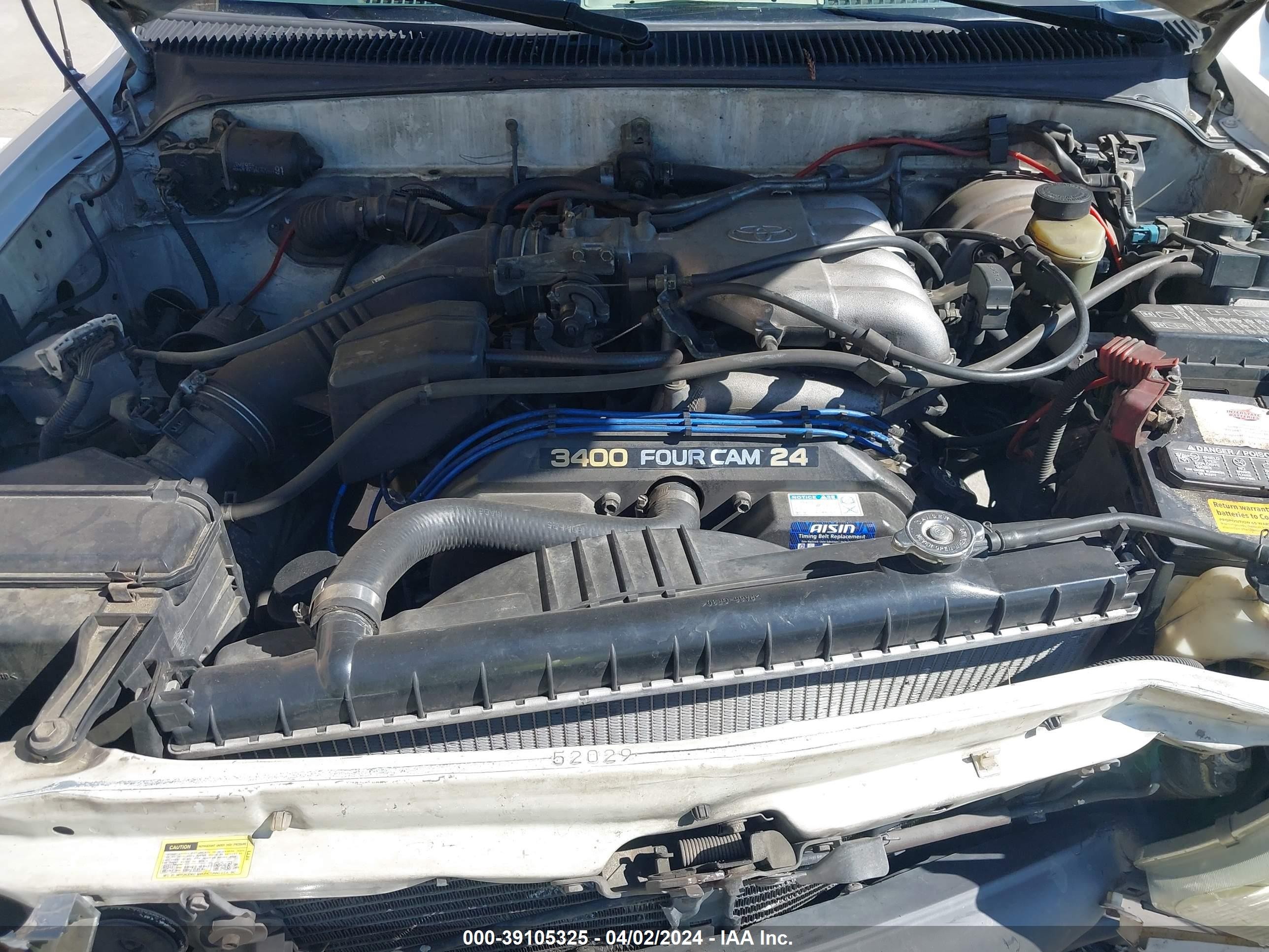 Photo 9 VIN: 4TASN92N4YZ604841 - TOYOTA TACOMA 