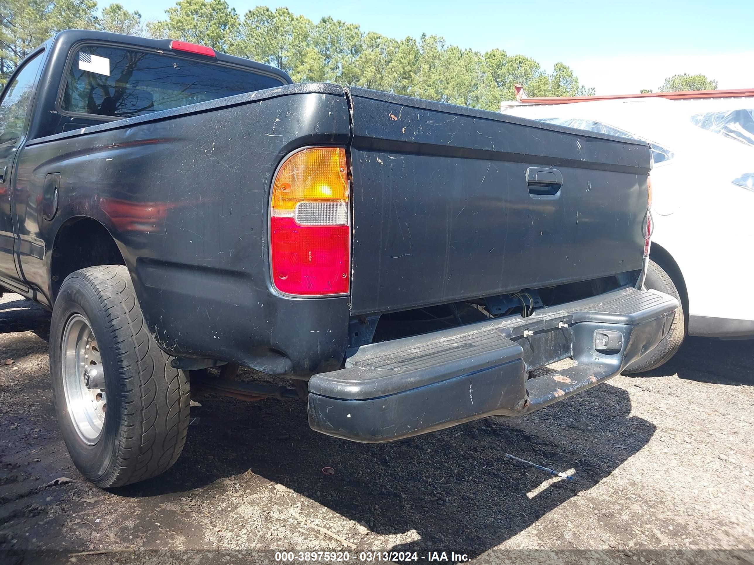 Photo 5 VIN: 4TAUN41B3SZ031019 - TOYOTA TACOMA 