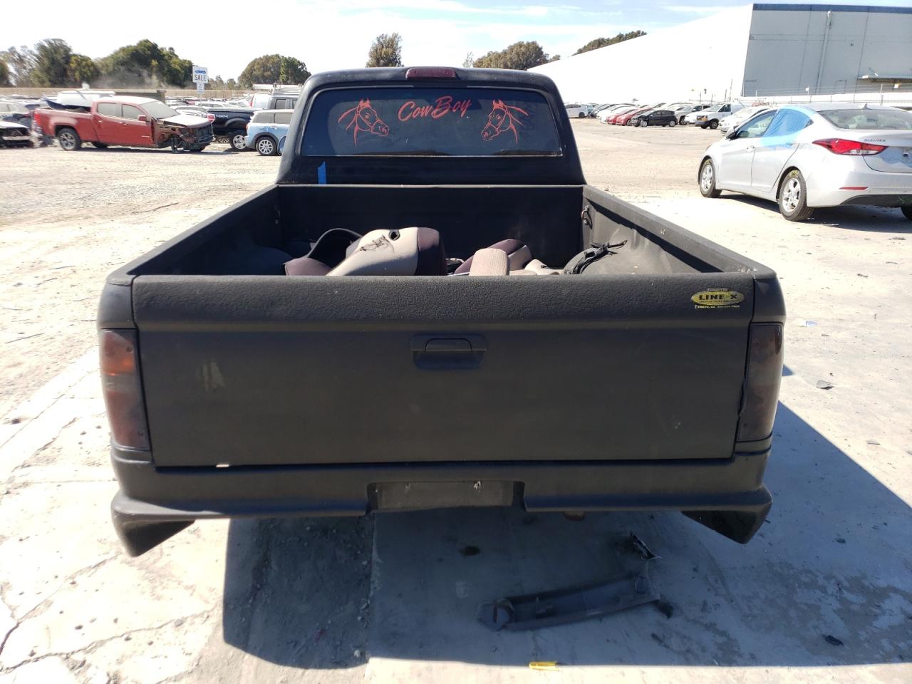 Photo 5 VIN: 4TAUN53B0SZ043227 - TOYOTA TACOMA 