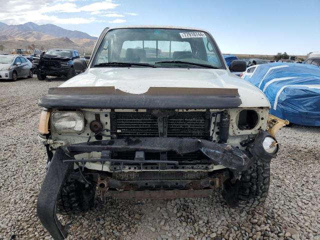 Photo 4 VIN: 4TAUN73C3SZ061421 - TOYOTA TACOMA XTR 