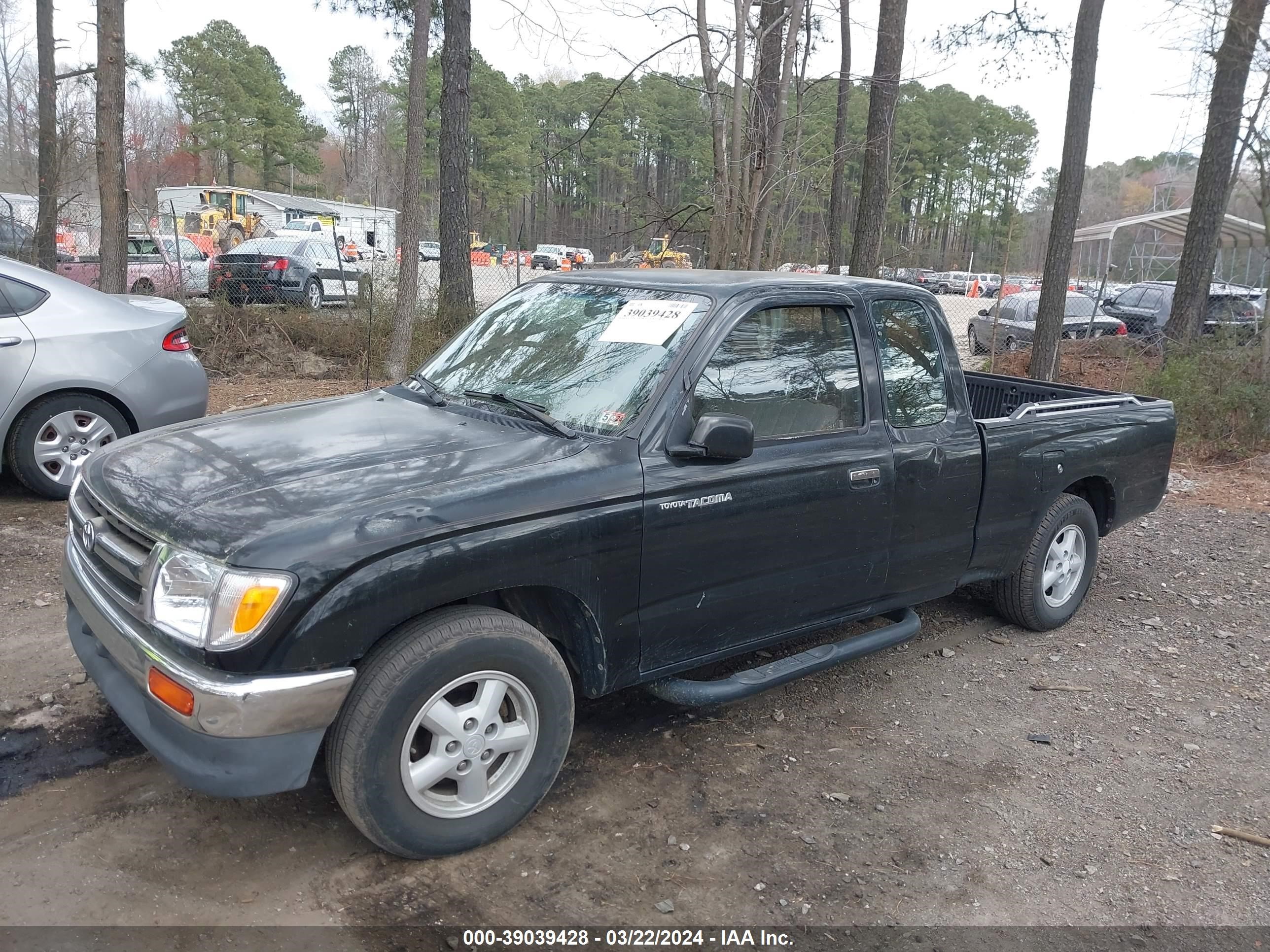 Photo 1 VIN: 4TAVL52N2VZ289996 - TOYOTA TACOMA 