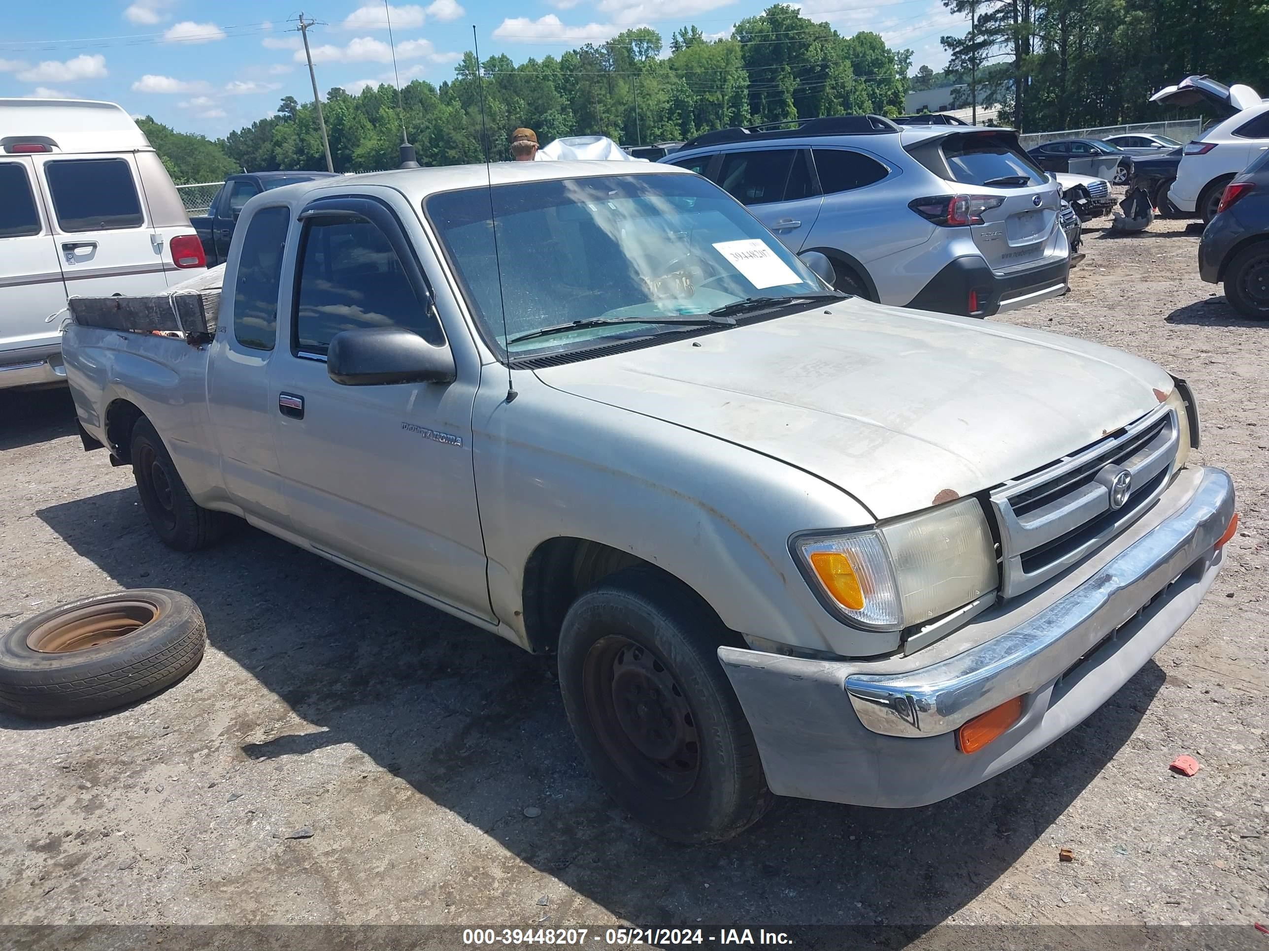 Photo 0 VIN: 4TAVL52N4YZ627905 - TOYOTA TACOMA 