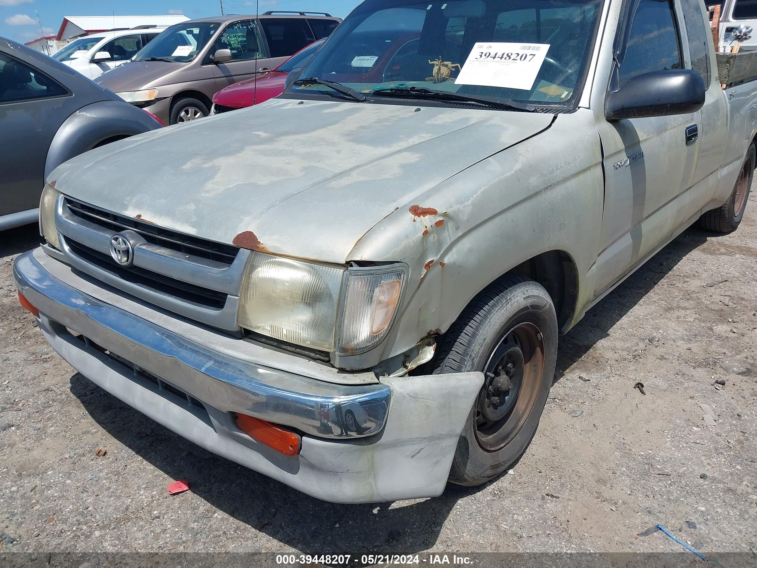 Photo 5 VIN: 4TAVL52N4YZ627905 - TOYOTA TACOMA 