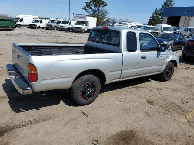 Photo 2 VIN: 4TAVL52N5YZ660251 - TOYOTA TACOMA 