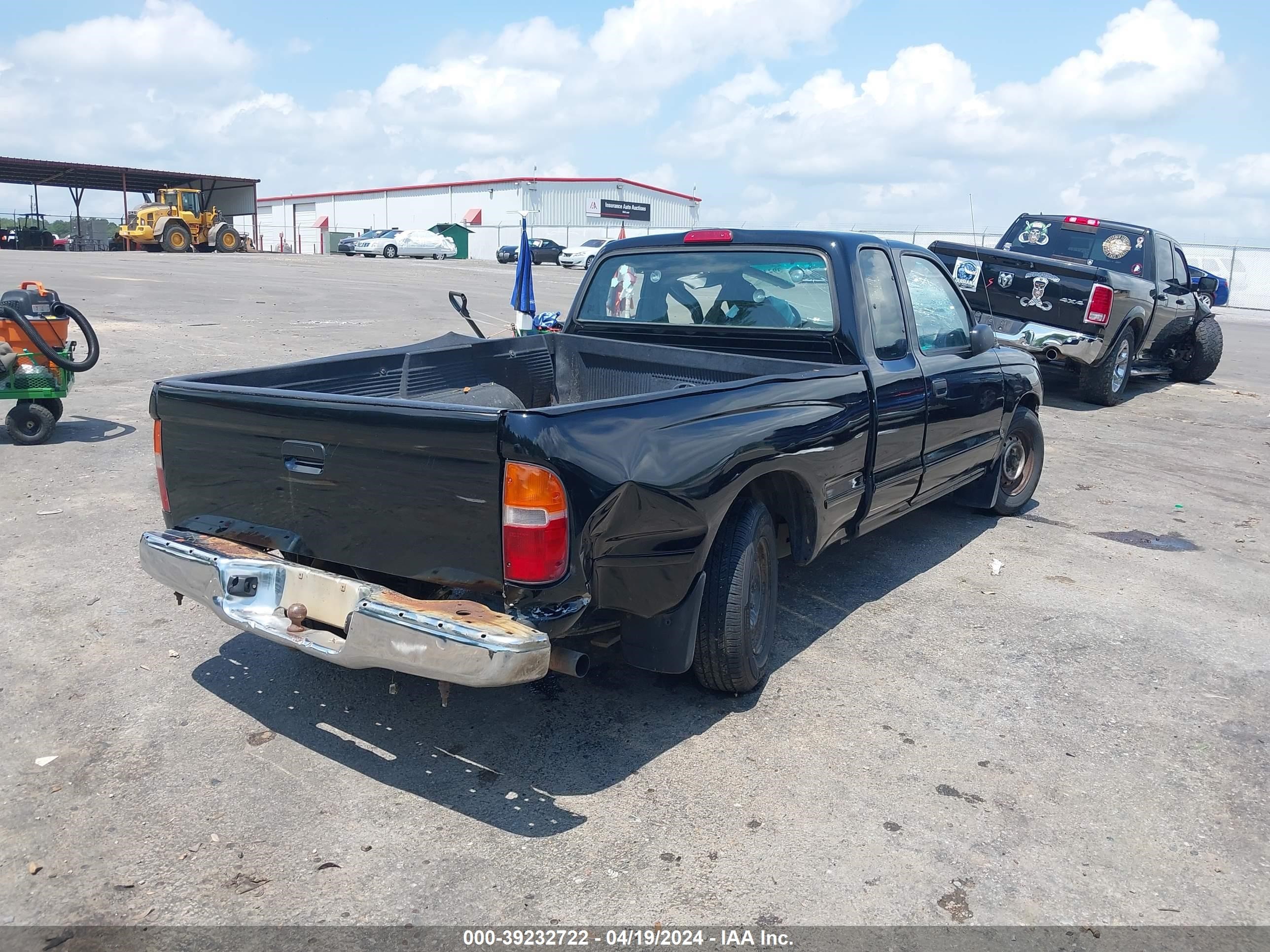 Photo 3 VIN: 4TAVL52N7WZ045391 - TOYOTA TACOMA 