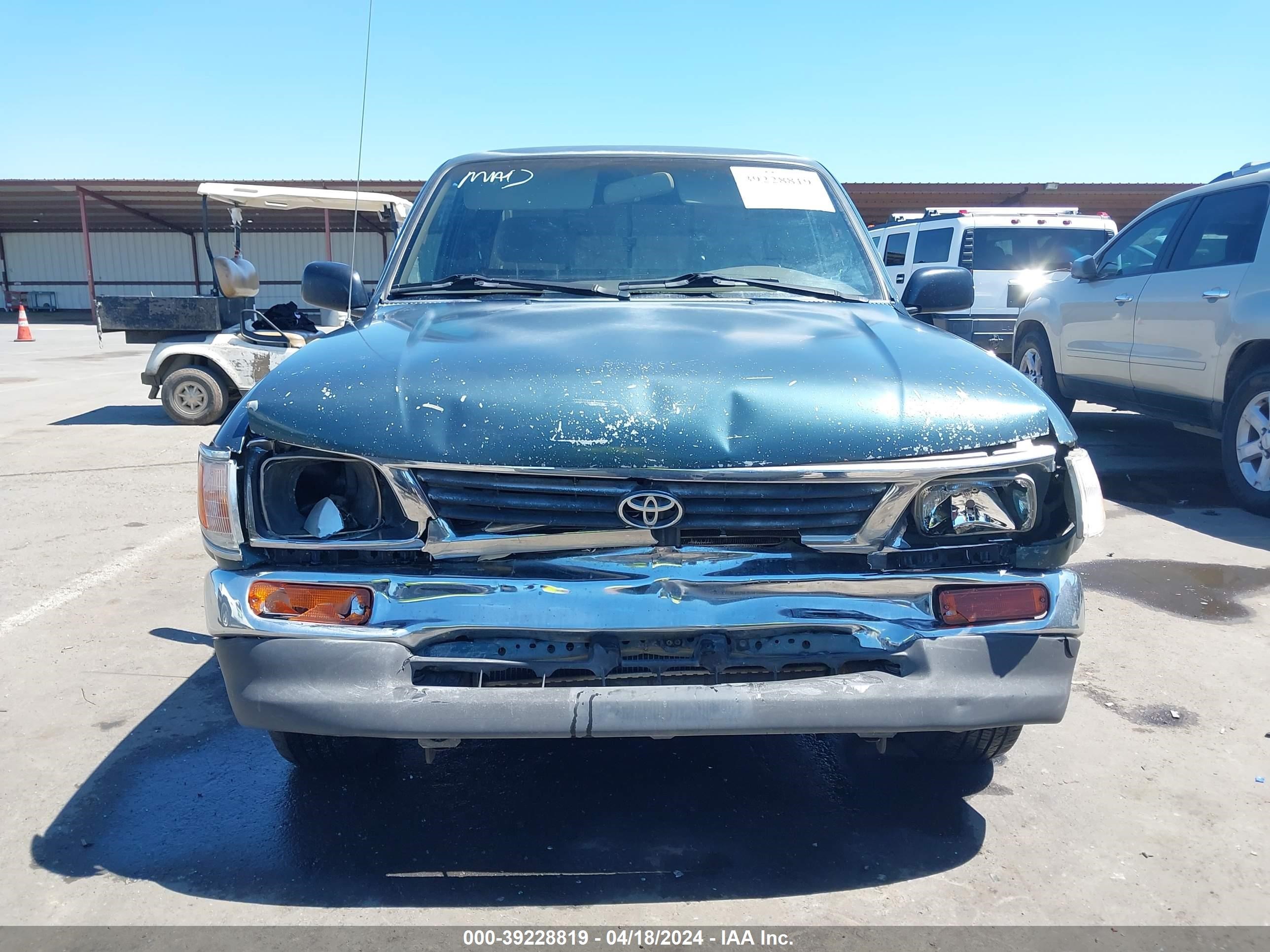 Photo 11 VIN: 4TAVL52N8TZ123799 - TOYOTA TACOMA 