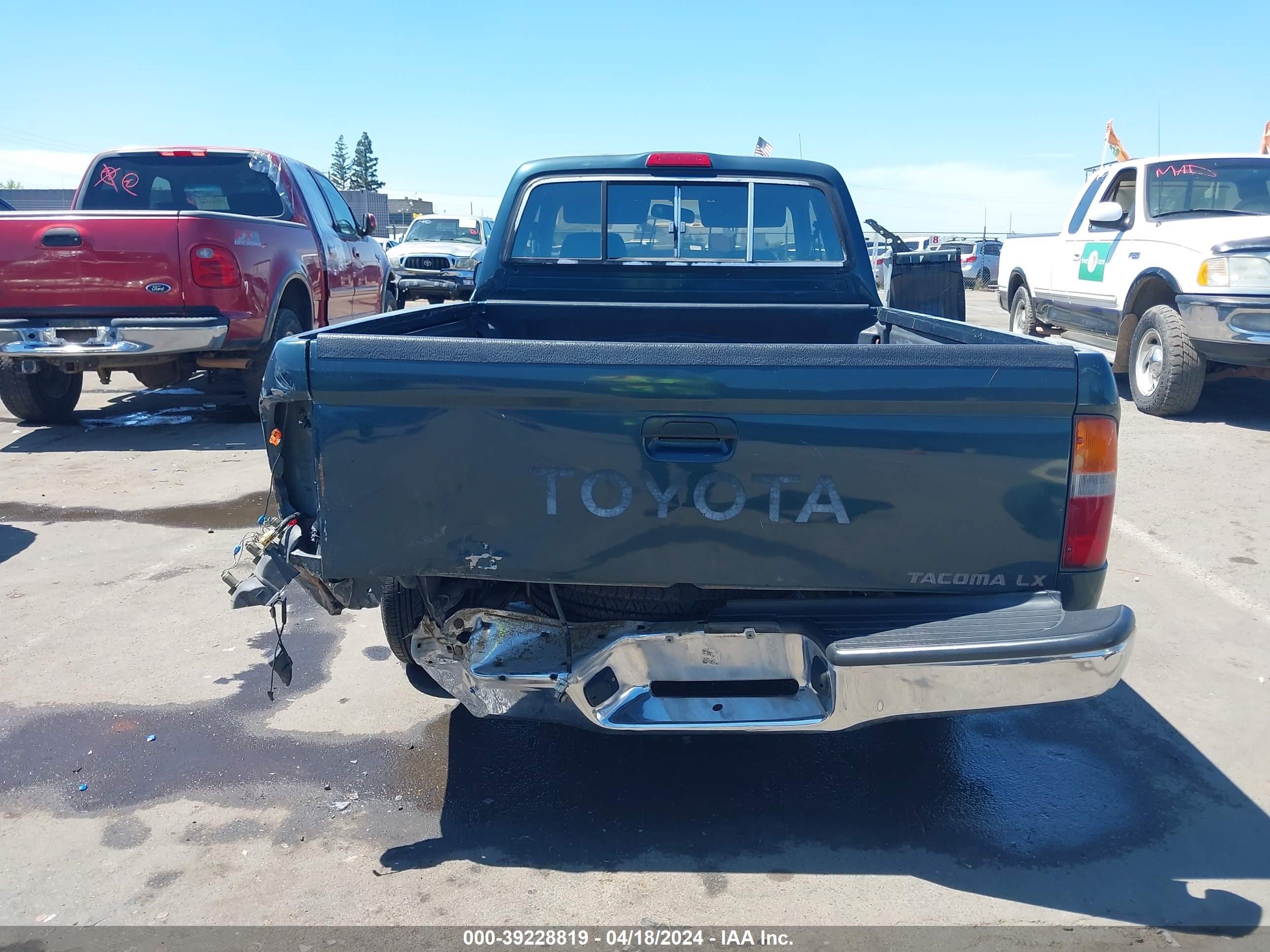 Photo 15 VIN: 4TAVL52N8TZ123799 - TOYOTA TACOMA 