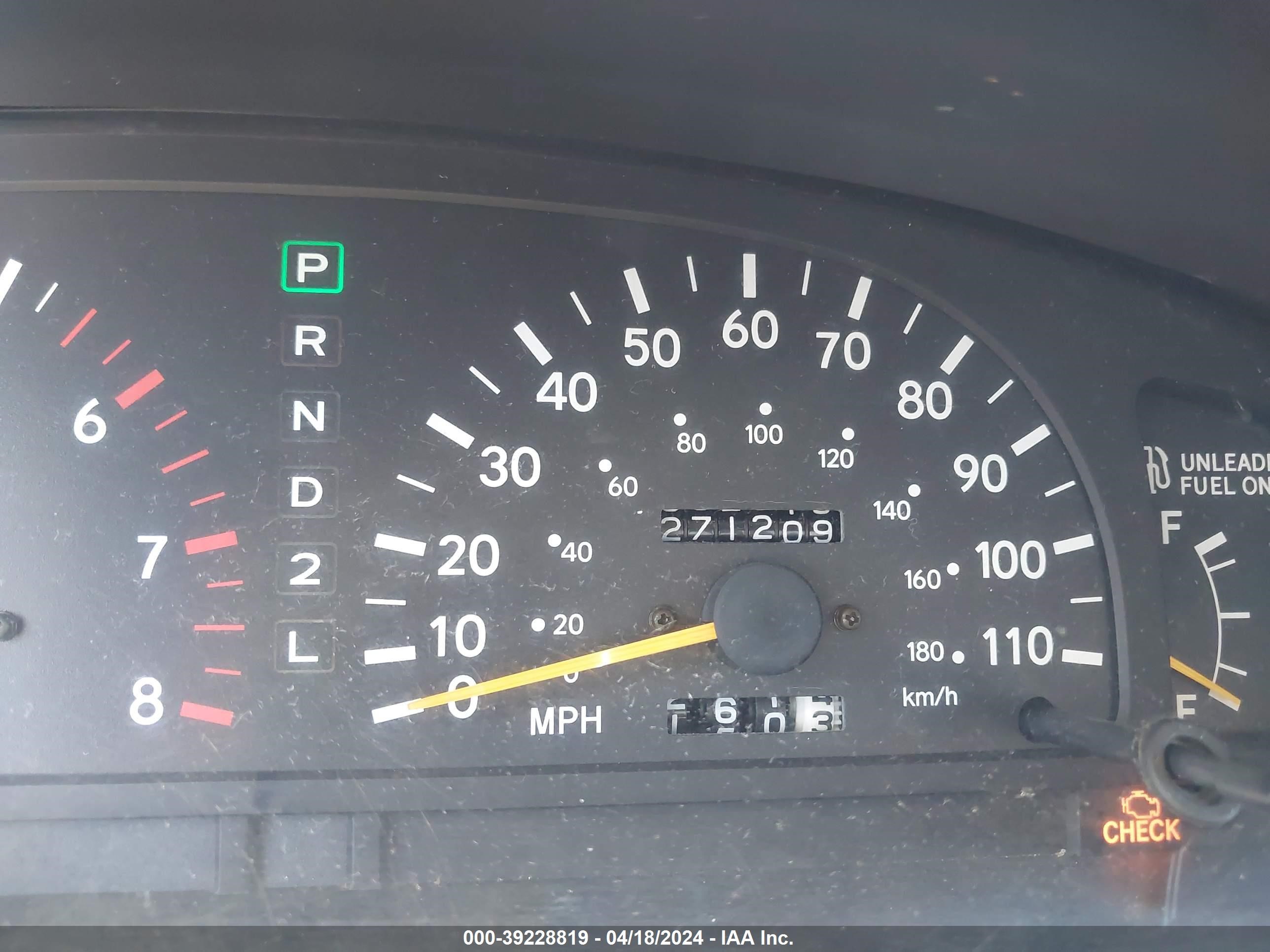 Photo 6 VIN: 4TAVL52N8TZ123799 - TOYOTA TACOMA 