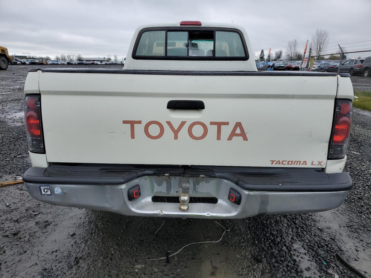 Photo 5 VIN: 4TAVL52N9VZ317373 - TOYOTA TACOMA 