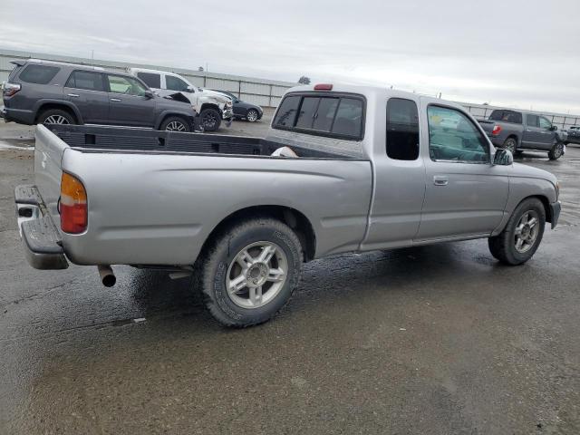 Photo 2 VIN: 4TAVL52N9YZ630802 - TOYOTA TACOMA XTR 