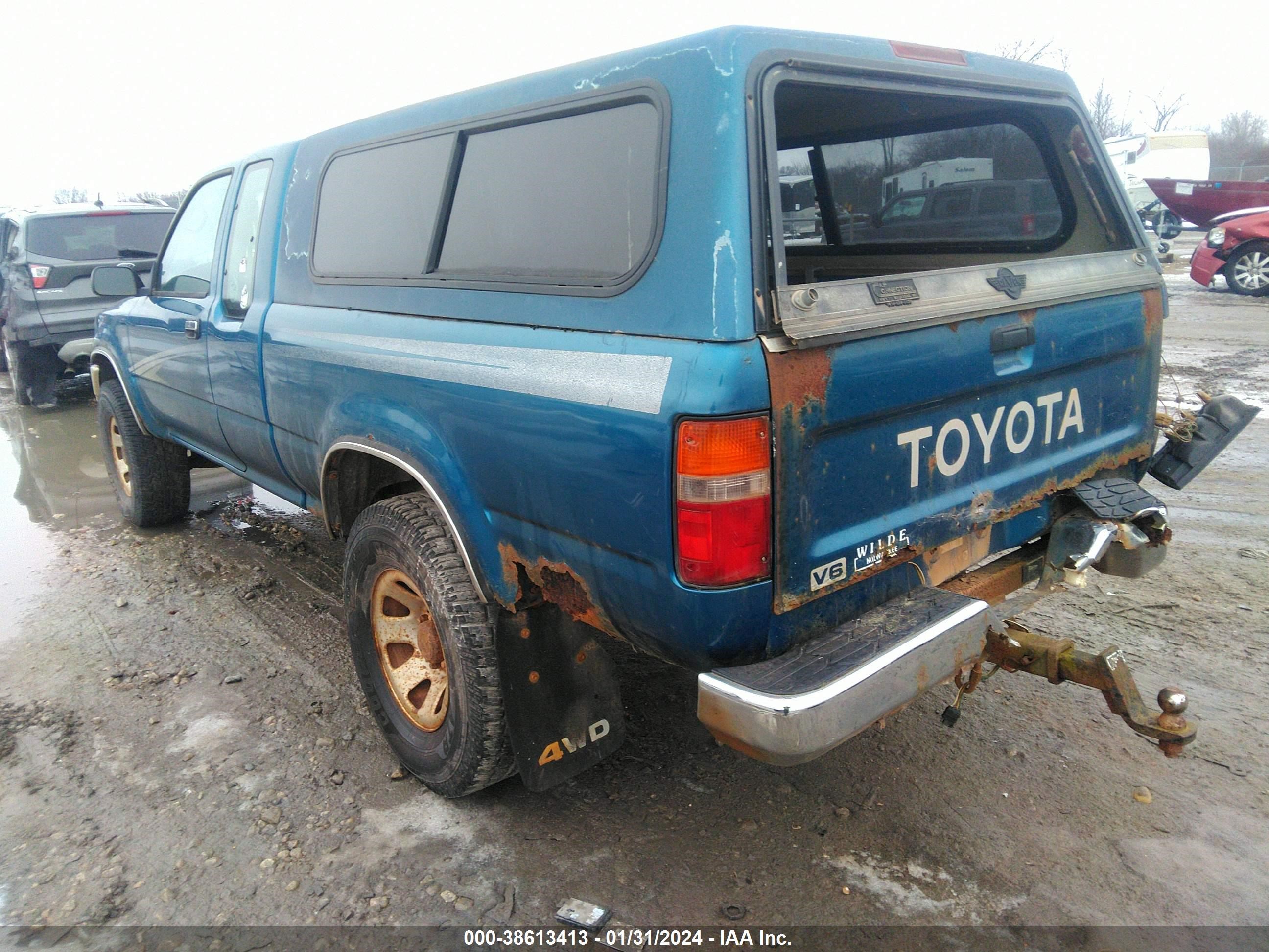 Photo 2 VIN: 4TAVN13D6RZ232490 - TOYOTA PICKUP 