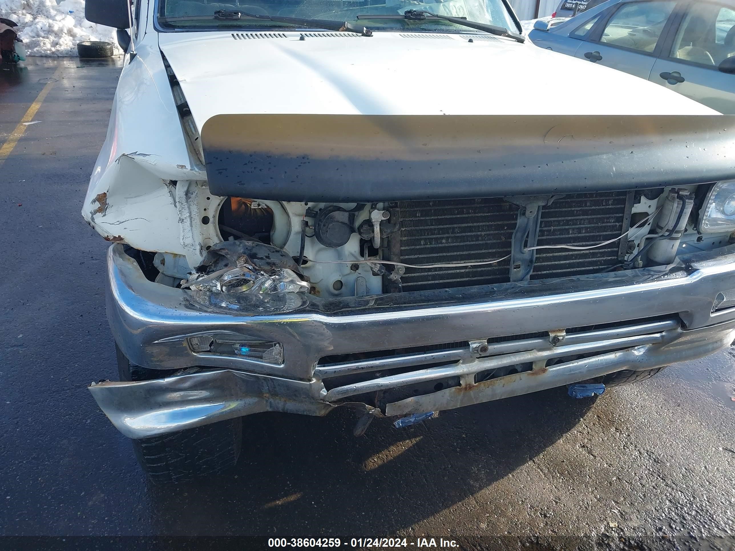 Photo 5 VIN: 4TAVN13D8RZ249369 - TOYOTA PICKUP 