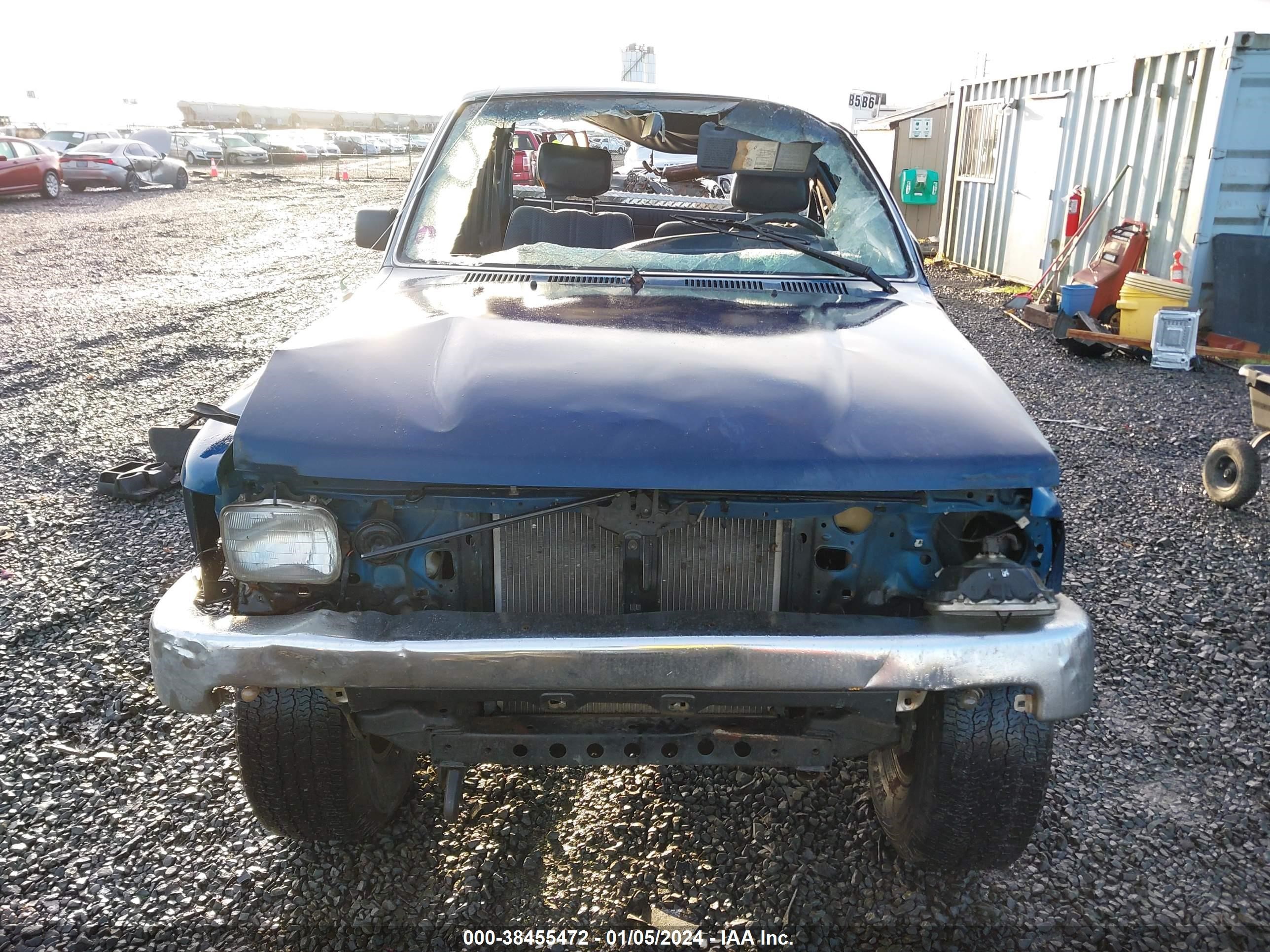 Photo 12 VIN: 4TAVN13DXPZ109904 - TOYOTA PICKUP 