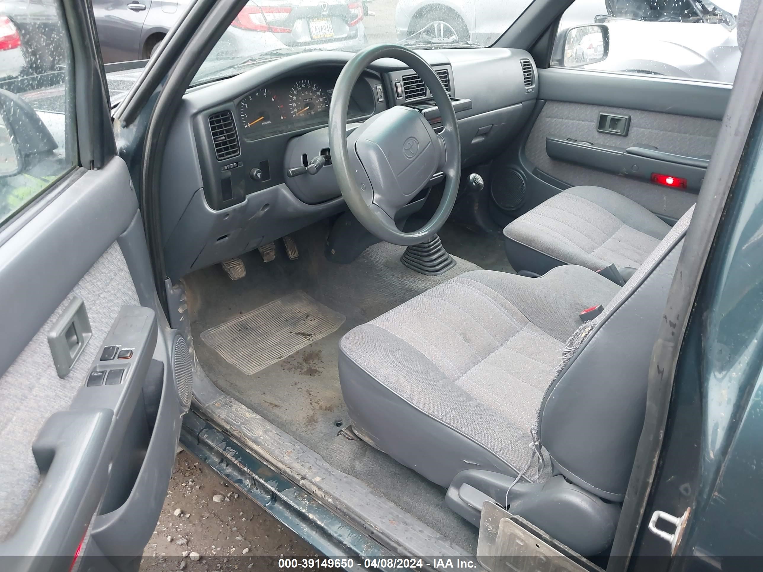 Photo 4 VIN: 4TAVN52N0VZ327994 - TOYOTA TACOMA 