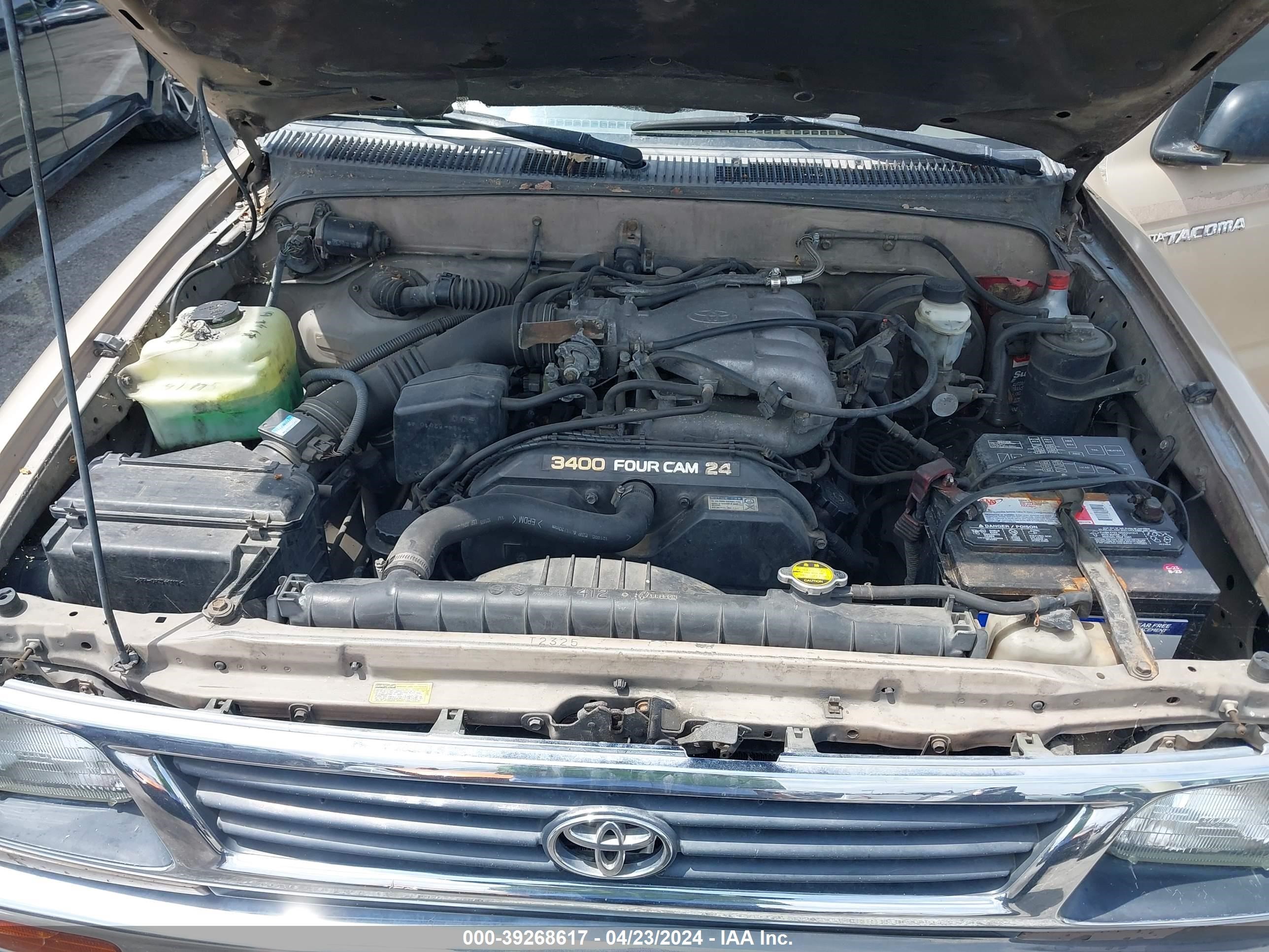 Photo 9 VIN: 4TAVN52N3TZ137796 - TOYOTA TACOMA 