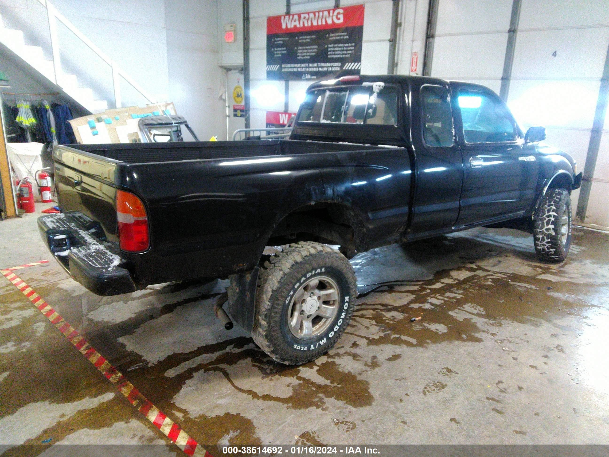 Photo 3 VIN: 4TAWM72N1TZ160805 - TOYOTA TACOMA 