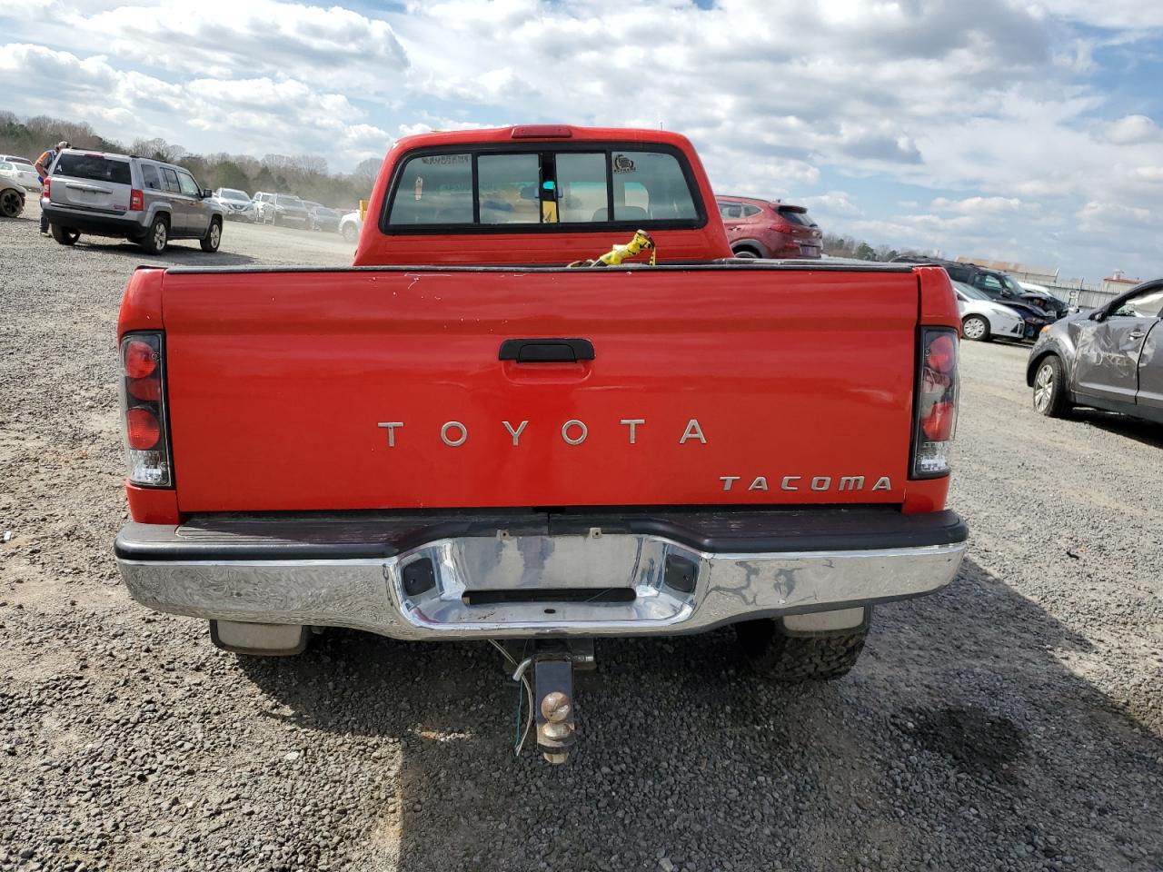 Photo 5 VIN: 4TAWM72N1VZ290263 - TOYOTA TACOMA 