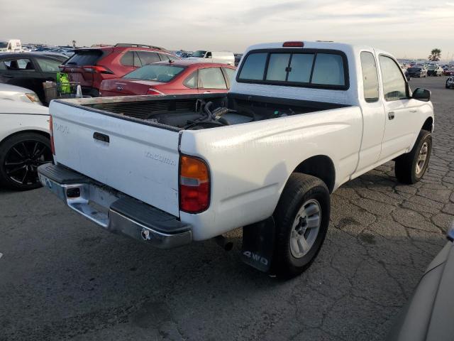 Photo 2 VIN: 4TAWM72N2VZ313937 - TOYOTA TACOMA 