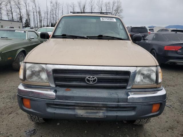 Photo 4 VIN: 4TAWM72N5XZ455024 - TOYOTA TACOMA 